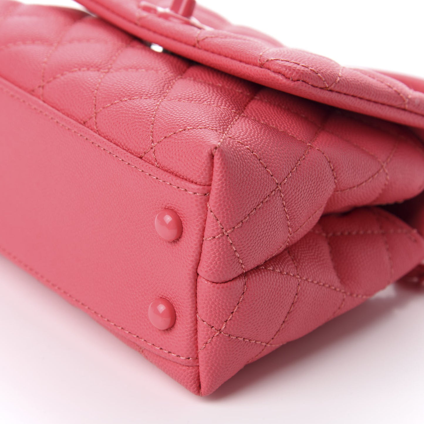 Caviar Quilted Incognito Extra Mini Coco Handle Flap Pink