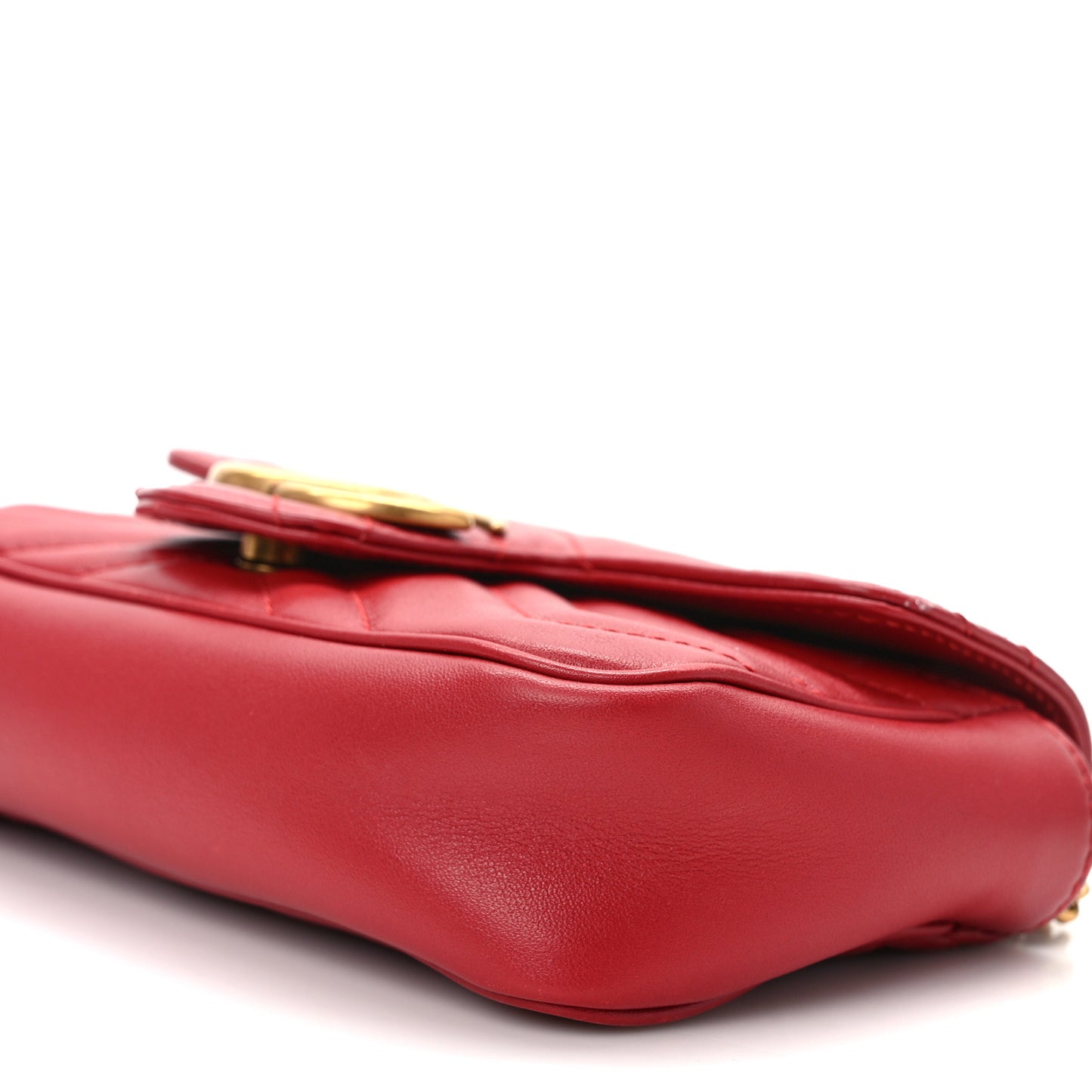 Calfskin Matelasse Super Mini GG Marmont Shoulder Bag Hibiscus Red