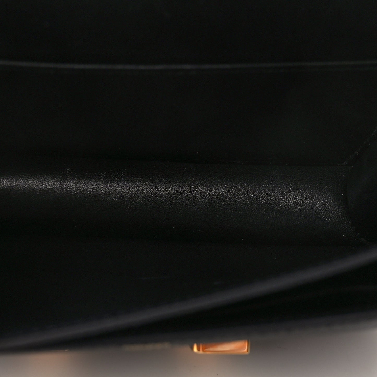 Epsom Constance 18 Black