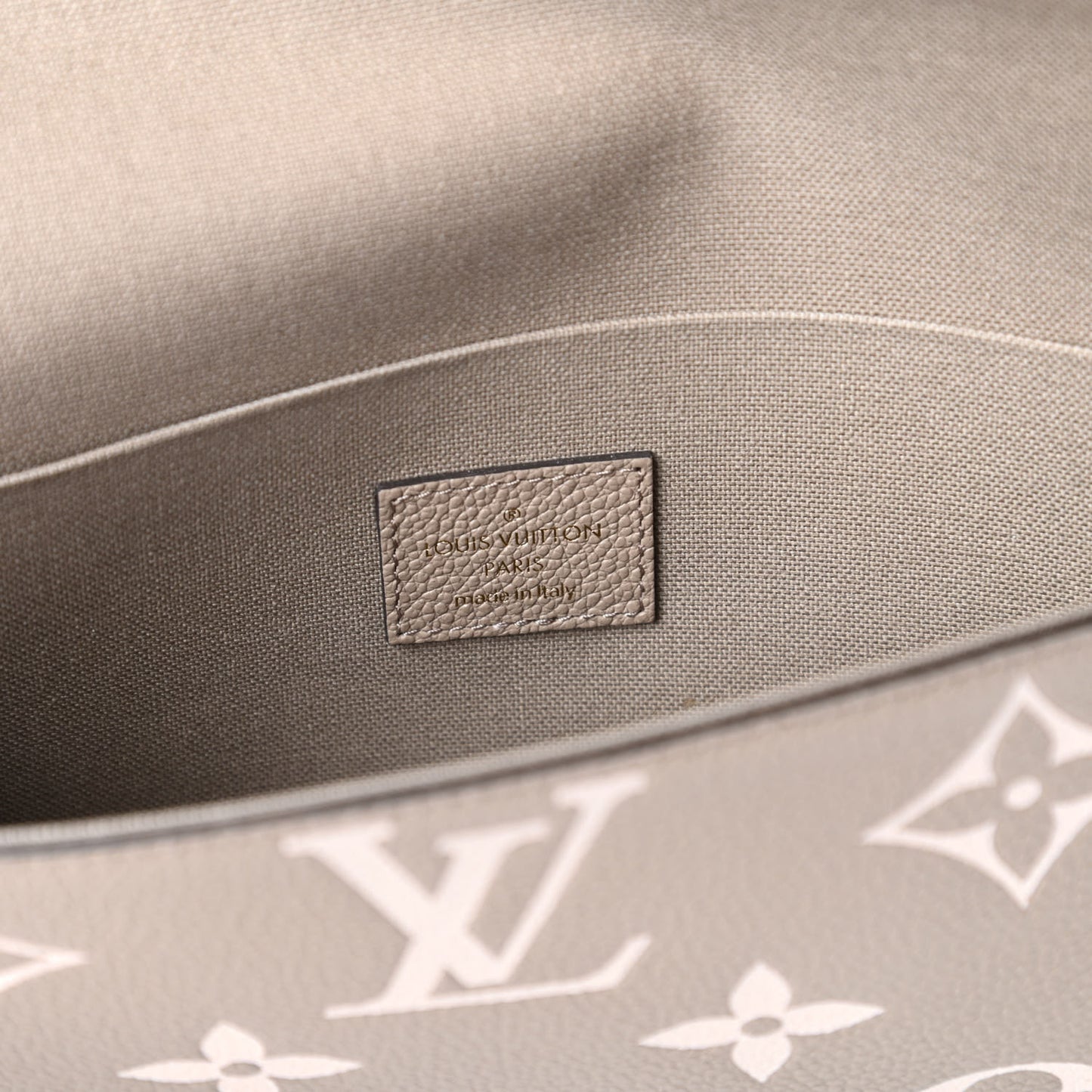 Empreinte Monogram Giant Felicie Pochette Tourterelle Creme