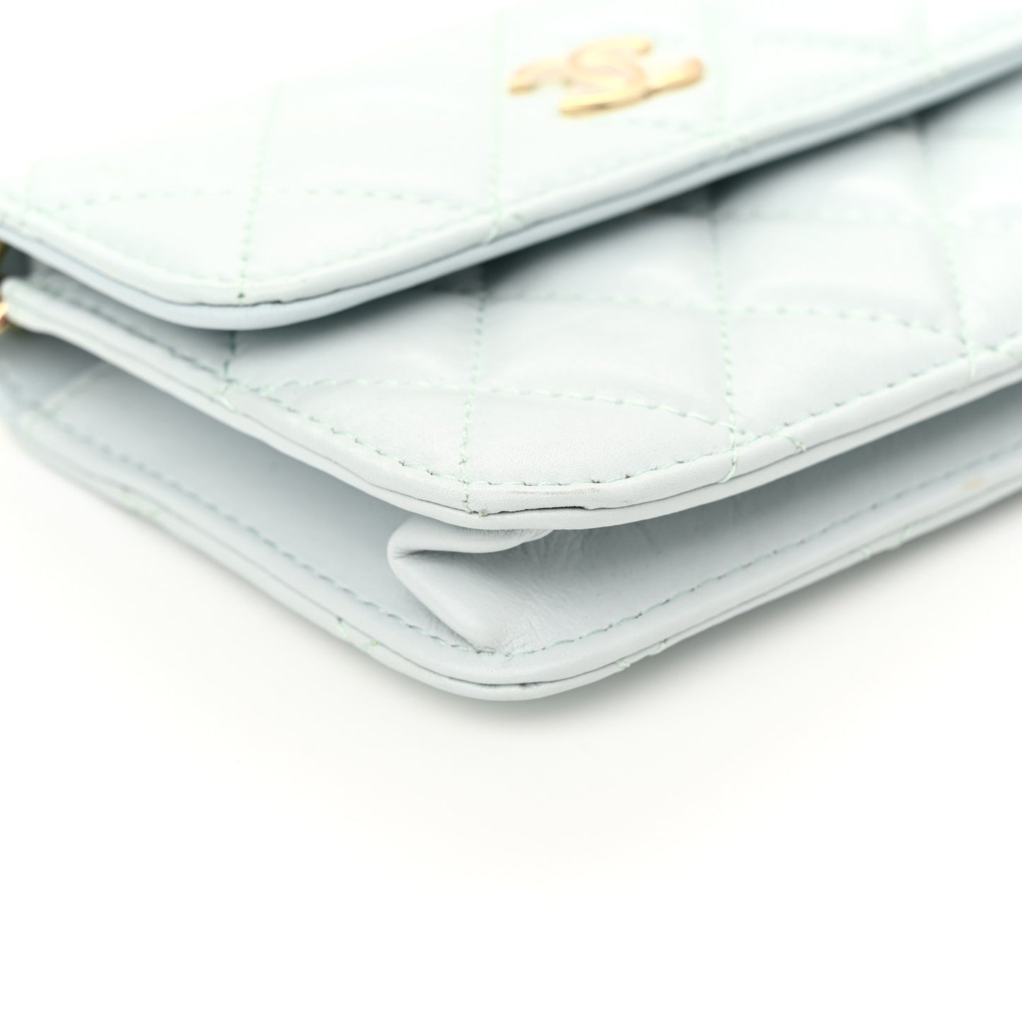 Calfskin Quilted Maxi Pearls Card Holder Flap With Chain Light Blue