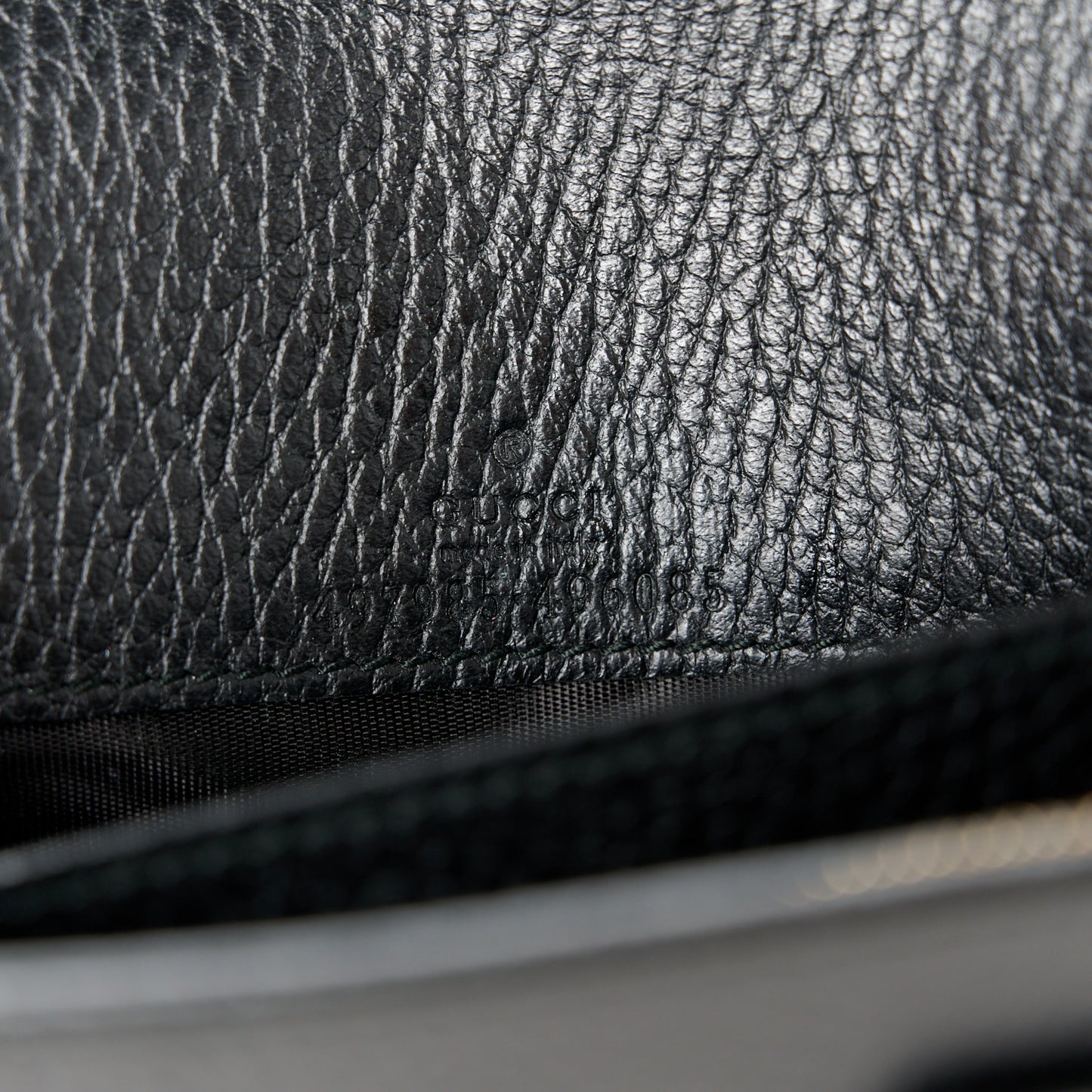 Calfskin Mini GG Marmont Chain Wallet Black