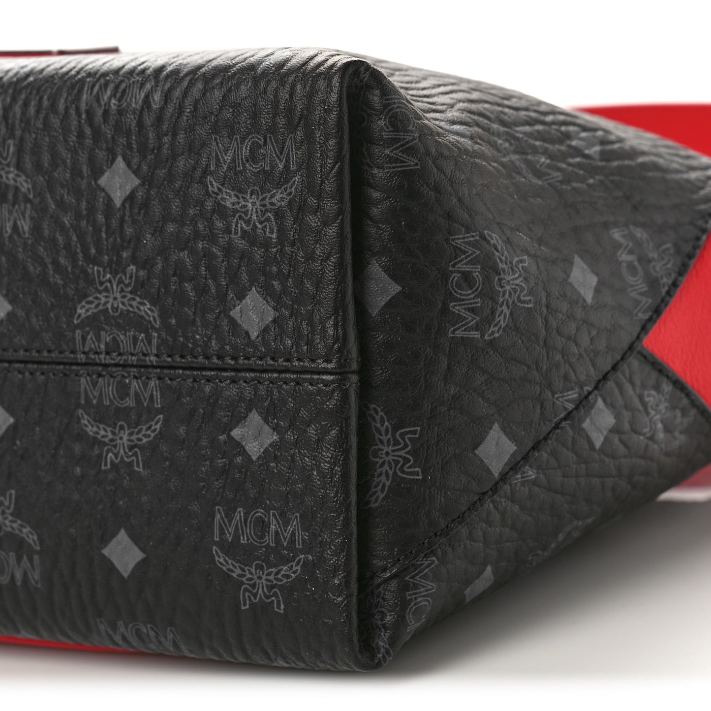 Visetos Medium Klara Hobo Red Black