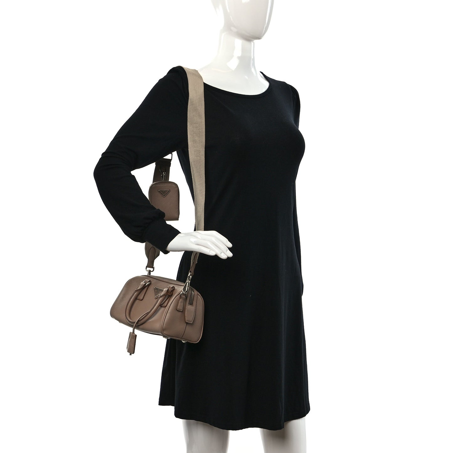 Saffiano Lux Re-Edition 2005 Top Handle Crossbody Bag Cammeo