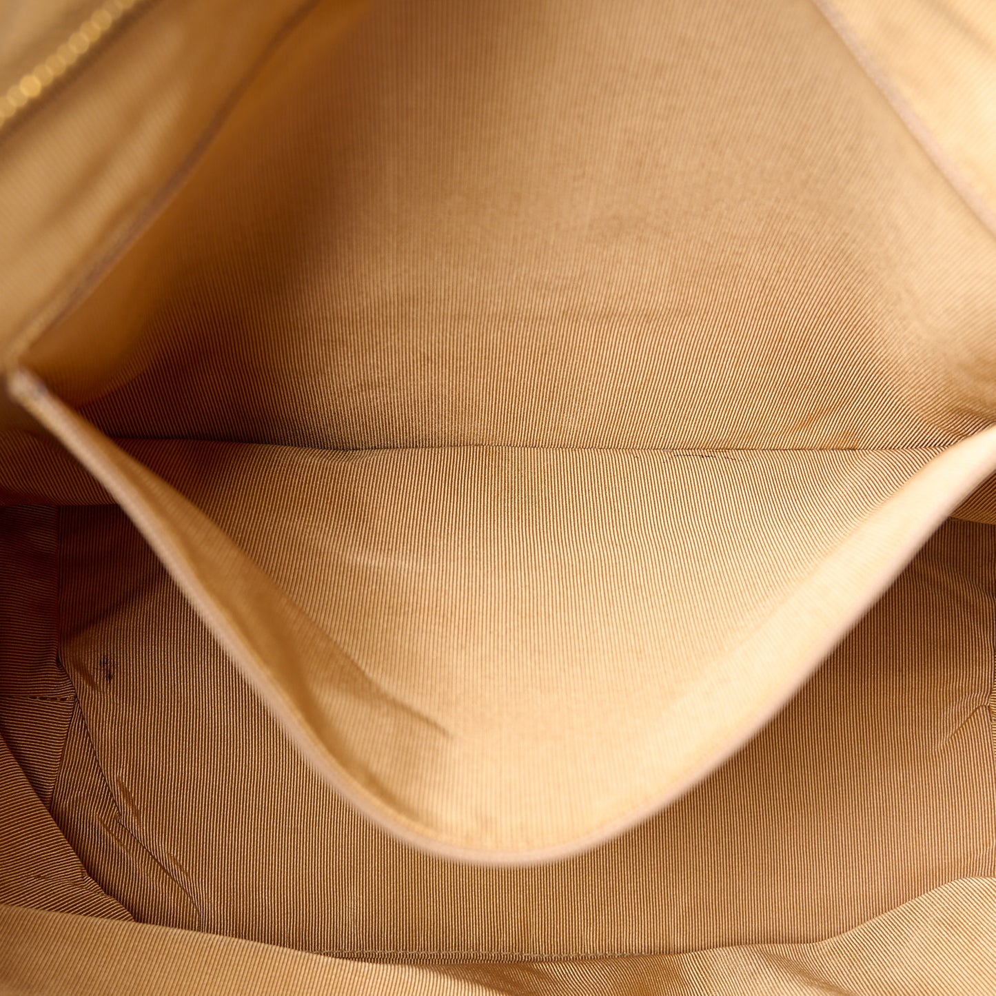 Caviar CC Tote Beige