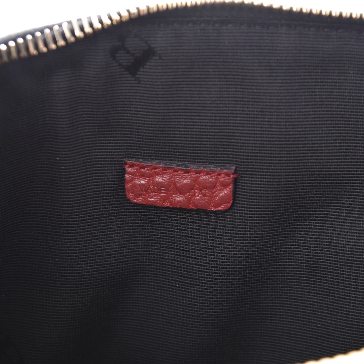 Signature Grain Small Crossbody Red