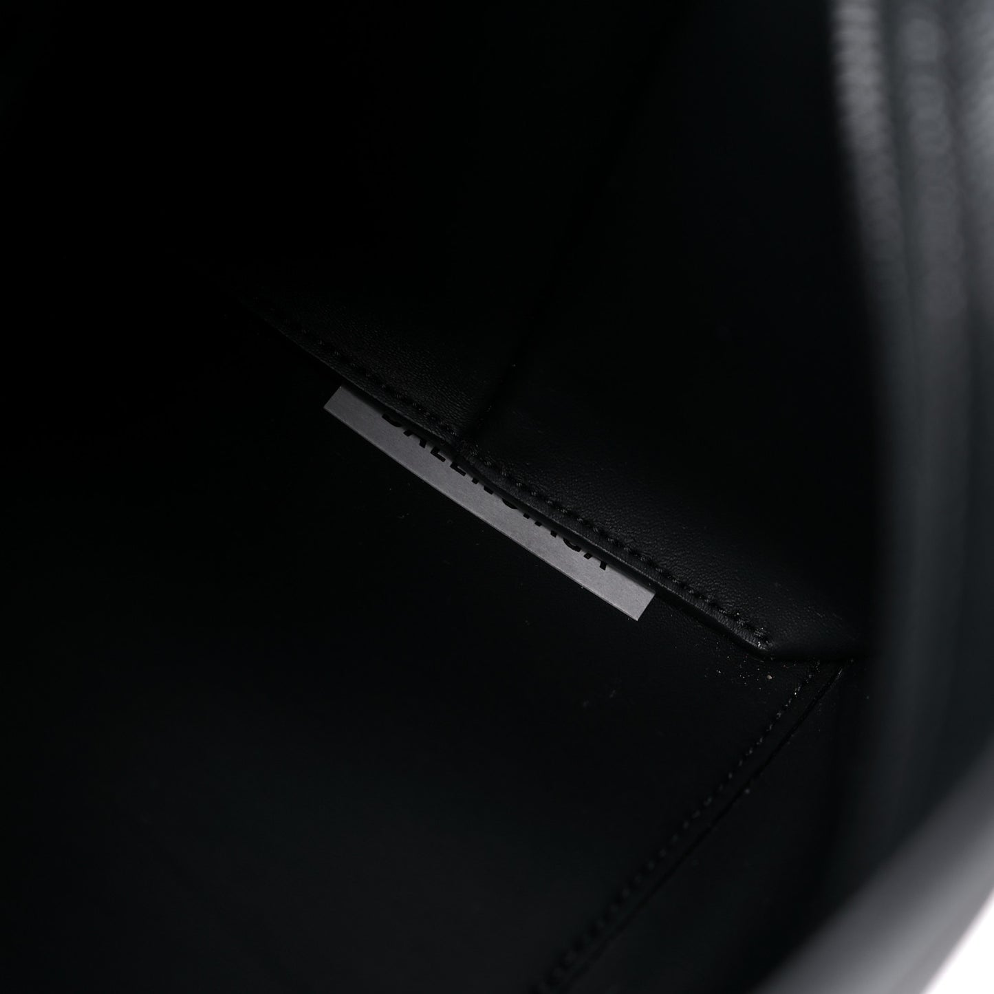 Grained Calfskin Neo Classic Black Hardware S City Black