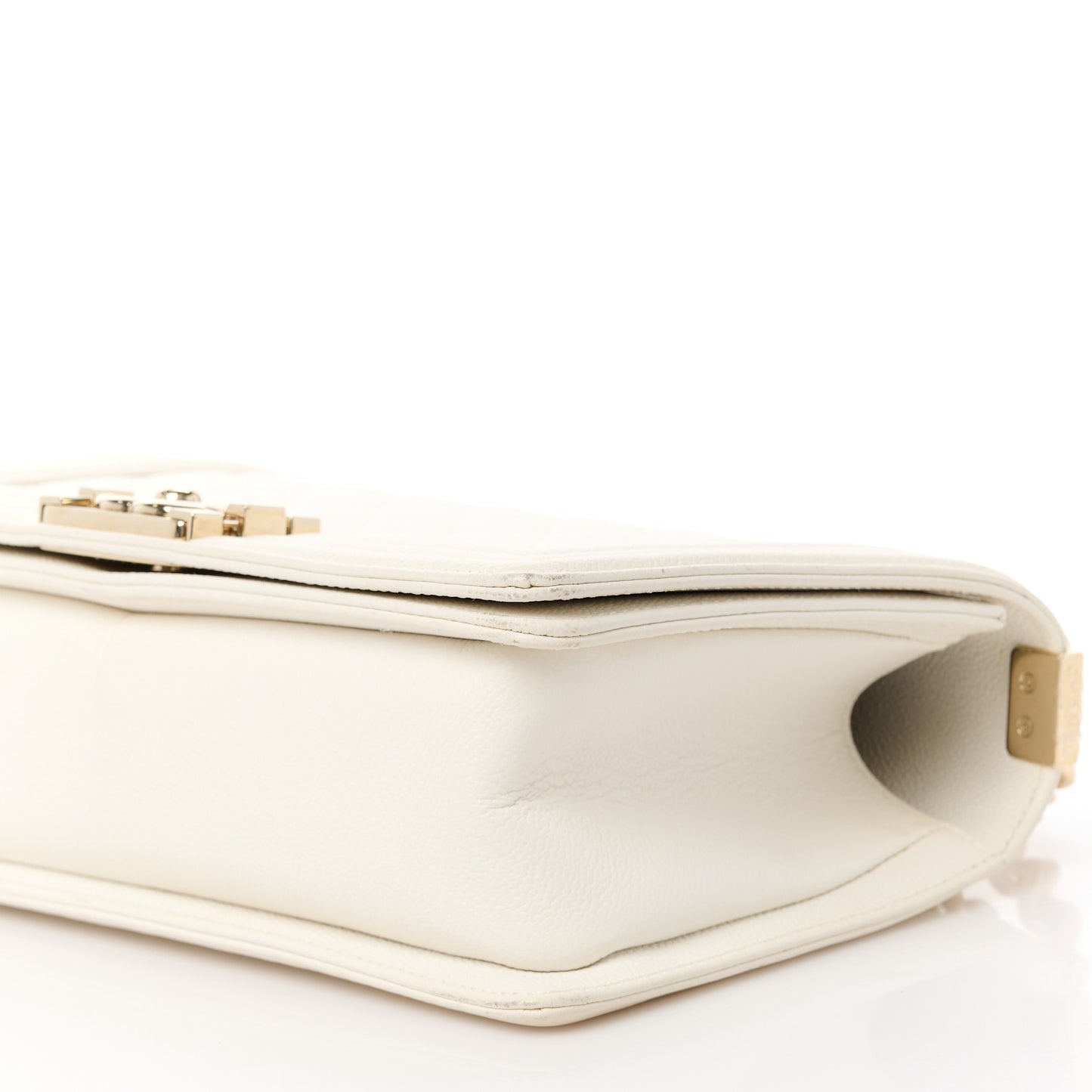 Caviar Quilted Medium Boy Flap White