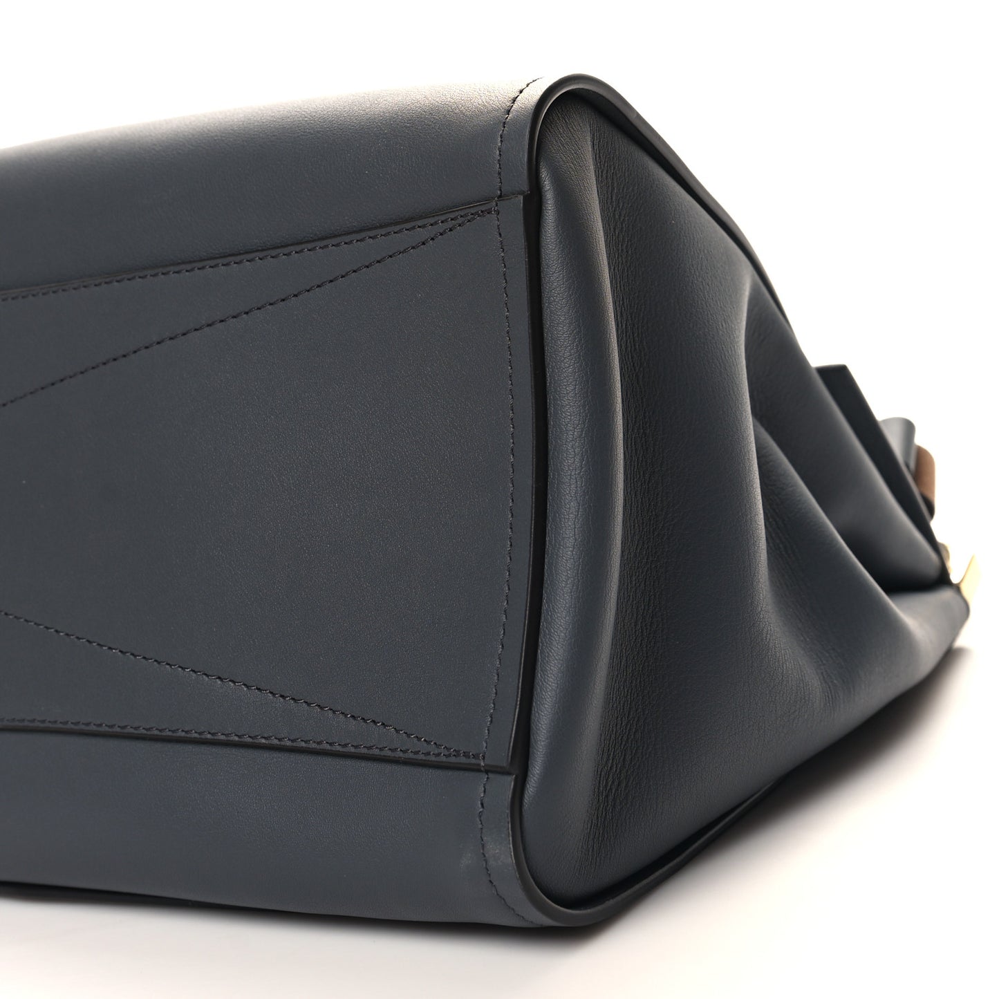 Calfskin Medium Mystic Shoulder Bag Storm Grey
