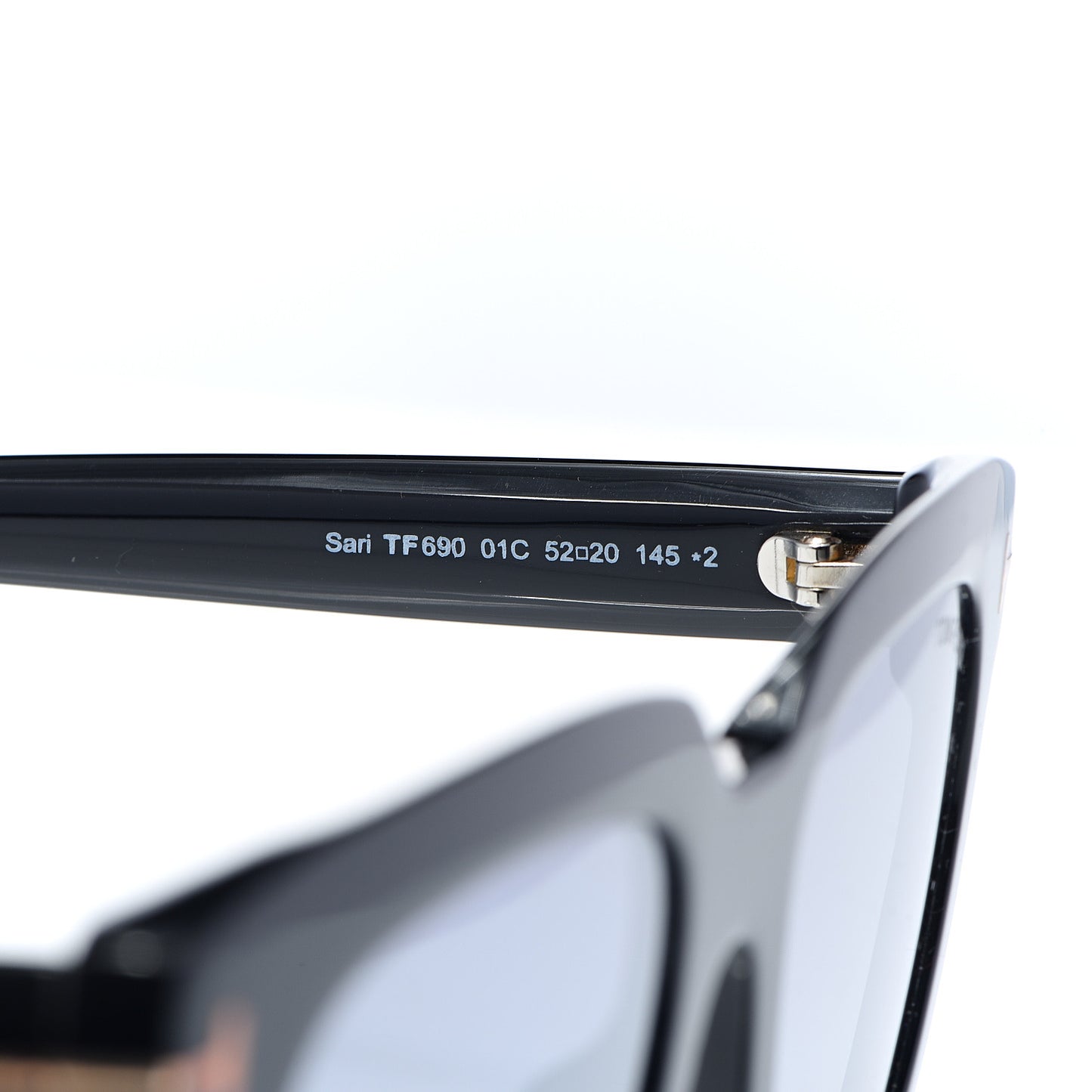 Square Sari TF690 Sunglasses Black
