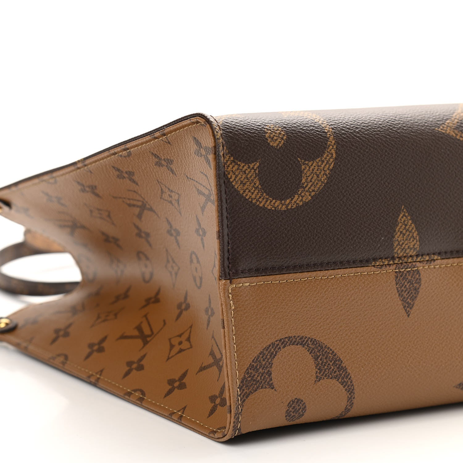 Louis Vuitton Reverse Monogram Giant Onthego MM 8 of 10