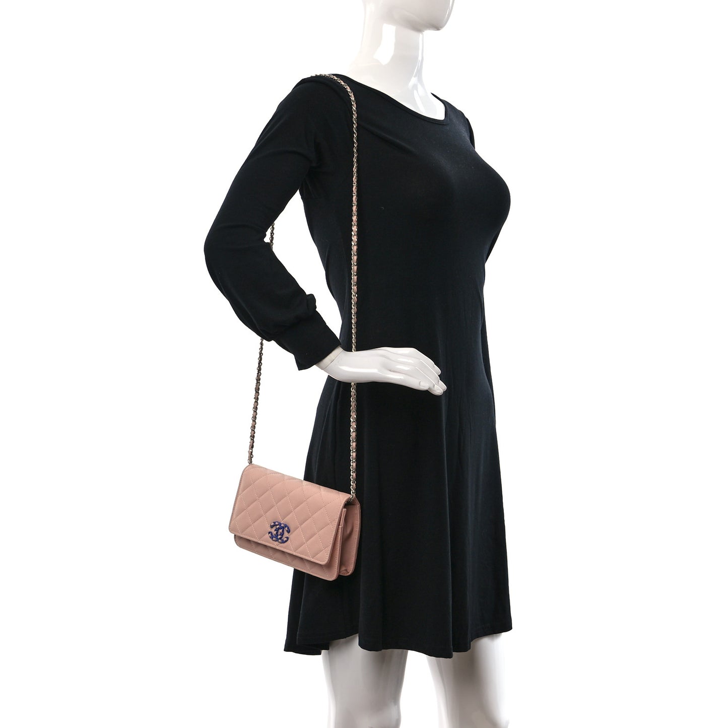 Caviar Quilted Wallet on Chain WOC Beige Blue
