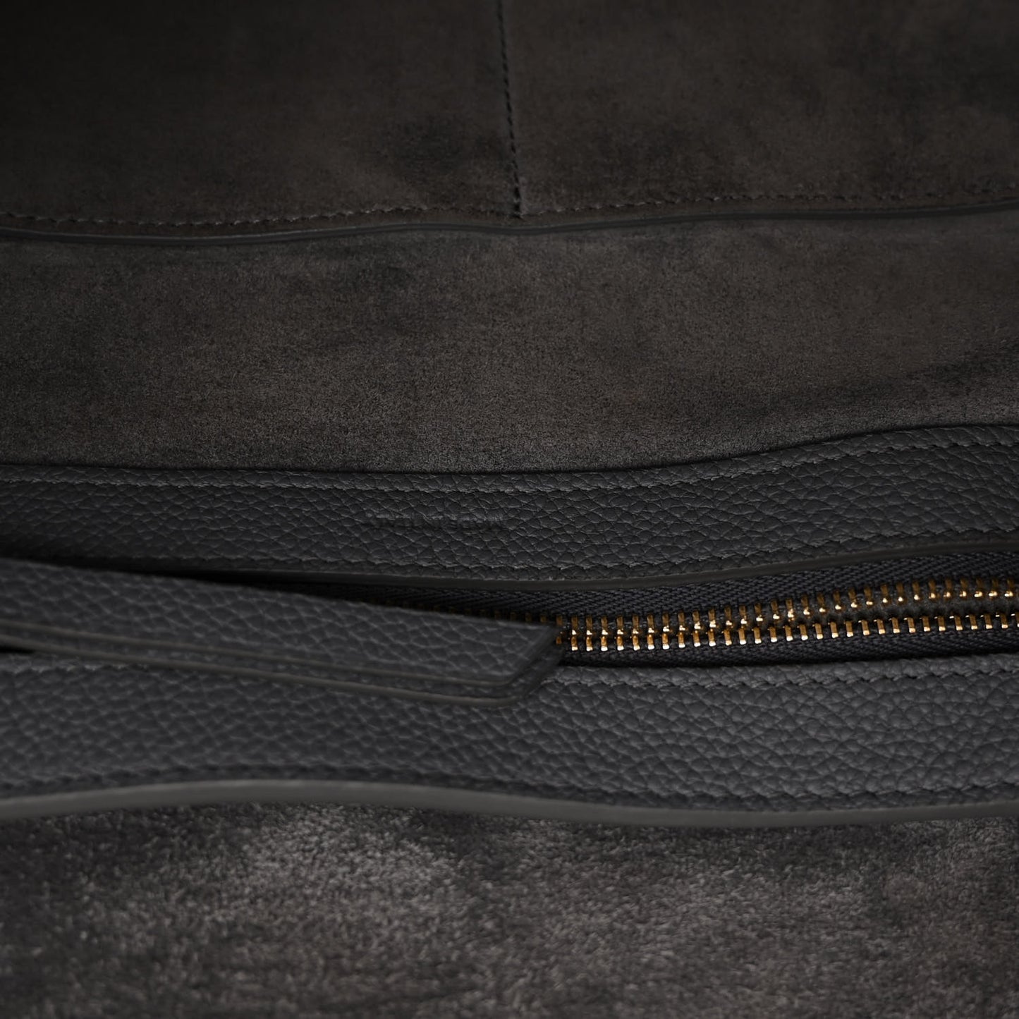 Soft Grained Calfskin Small Belt Cabas Phantom Medium Grey