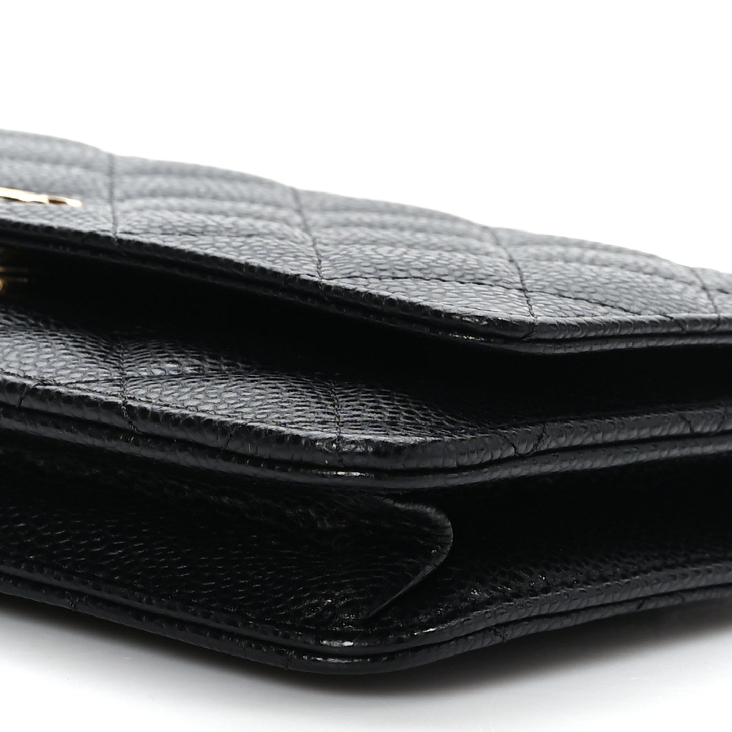 Caviar Quilted Wallet on Chain WOC Black