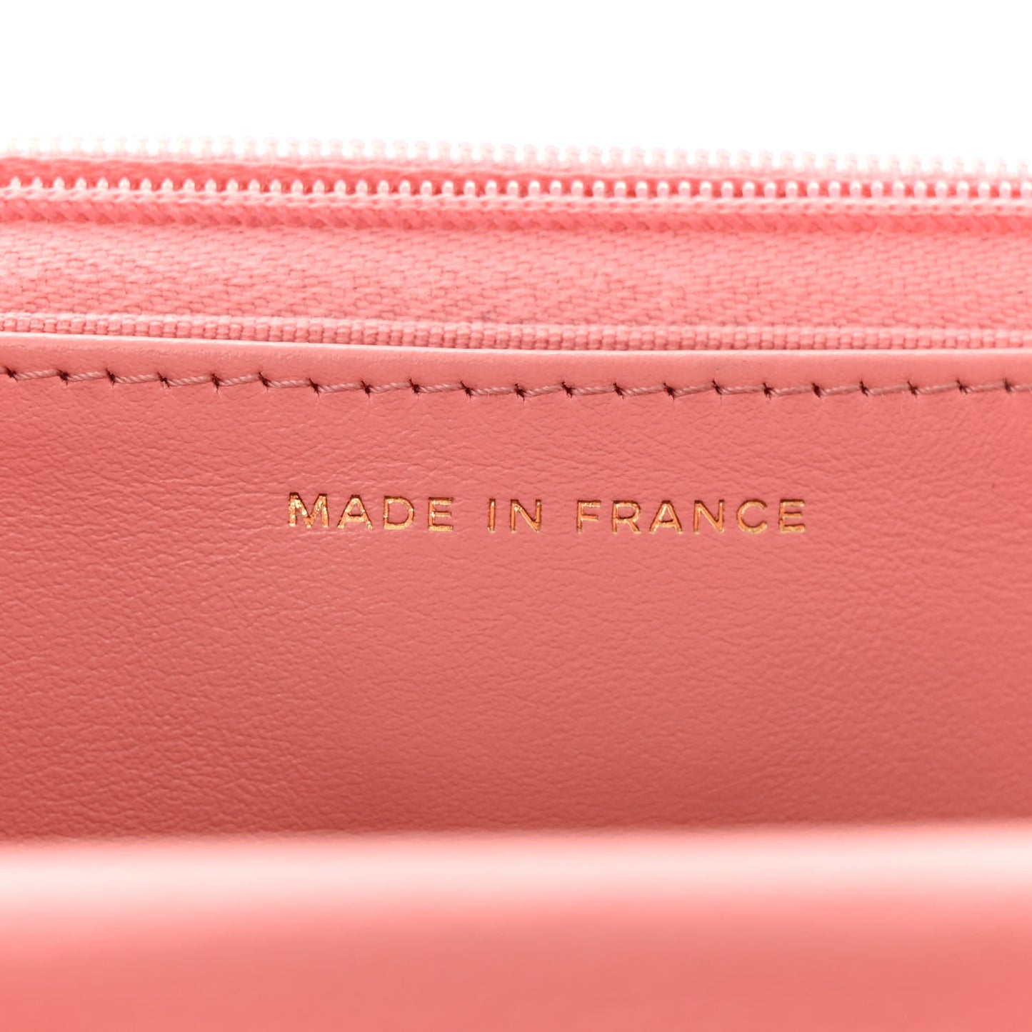 Caviar Quilted Wallet on Chain WOC Coral Pink