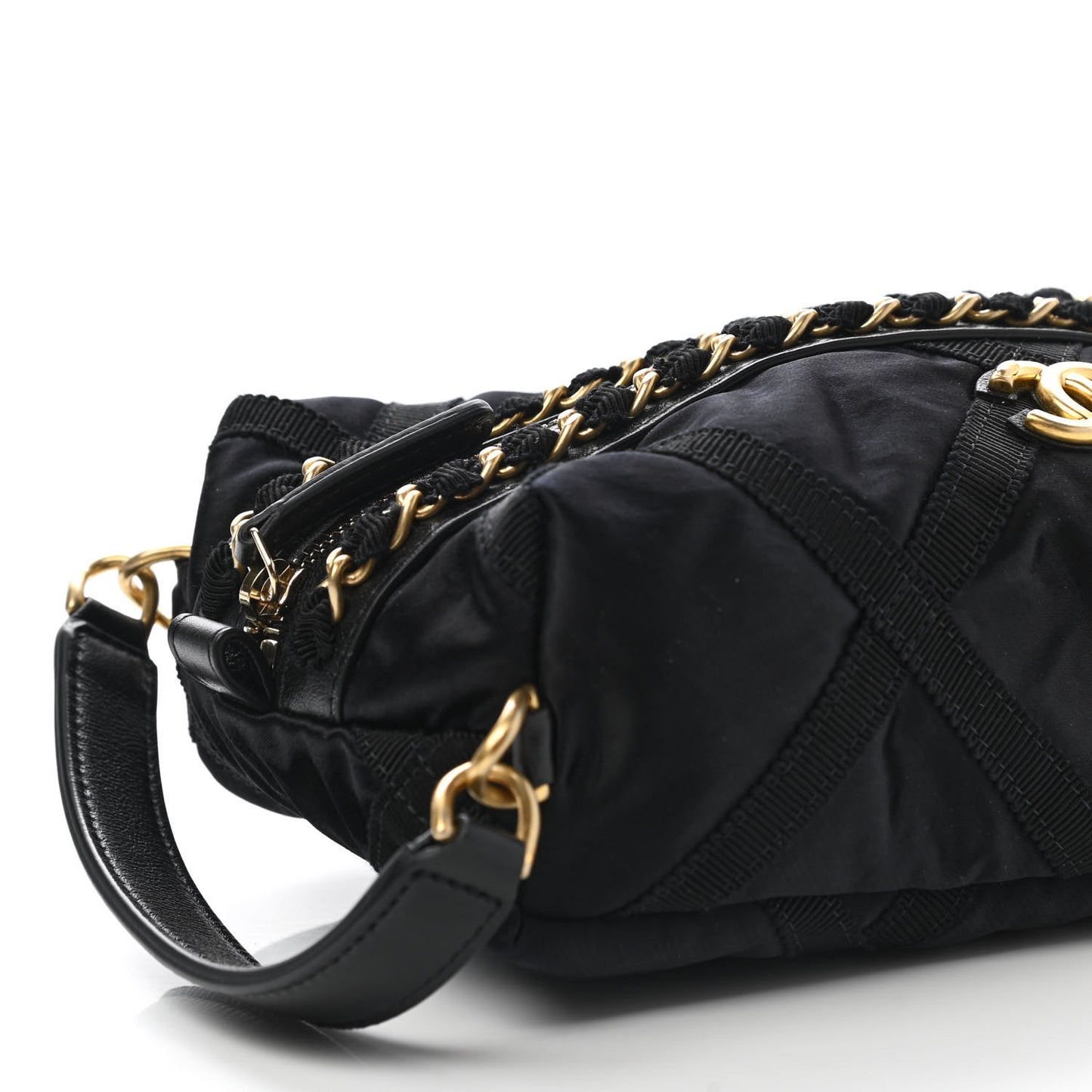 Nylon Grosgrain Lifestyle Pouch With Sleep Mask Black