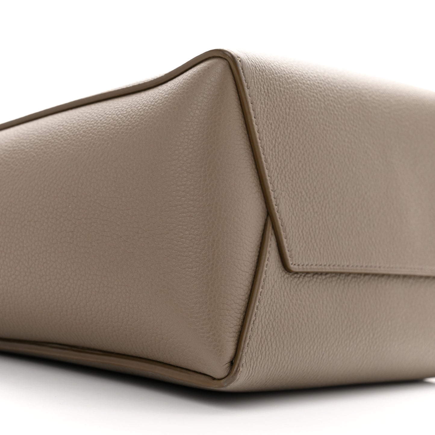 Soft Grained Calfskin Small Sangle Bucket Bag Taupe