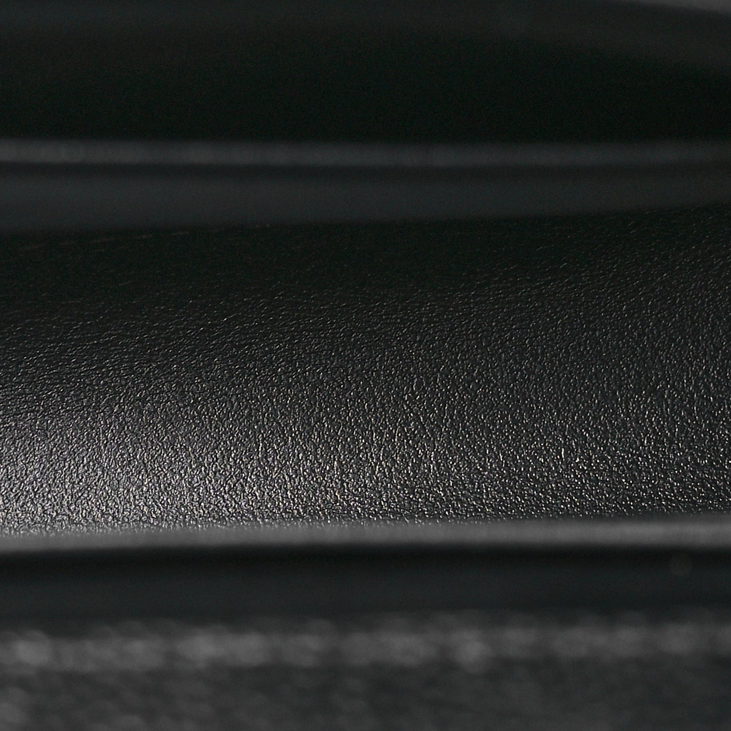 Caviar Quilted Coco Handle Clutch With Chain Black