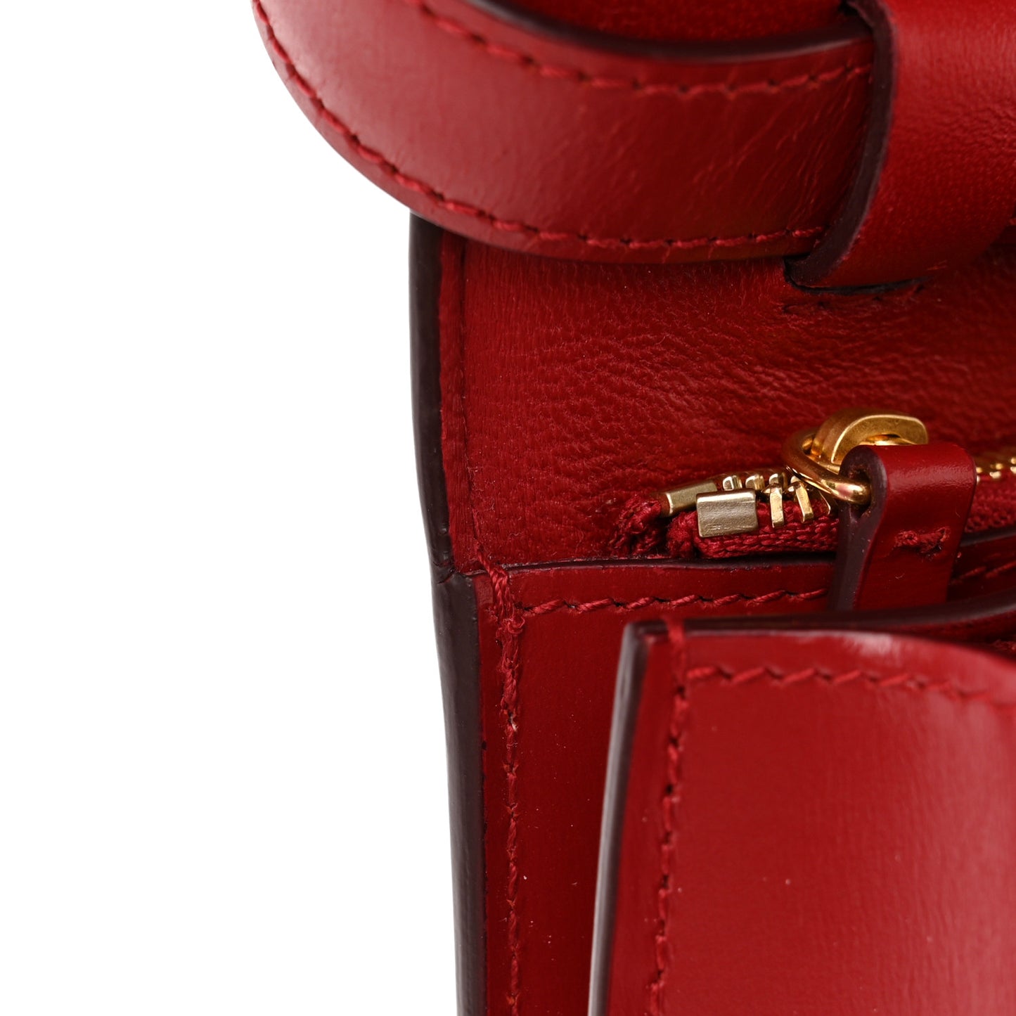 Smooth Calfskin Medium Classic Box Flap Bag Red