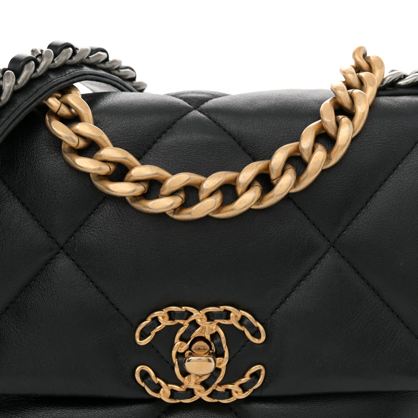 Lambskin Quilted Medium Chanel 19 Flap Black