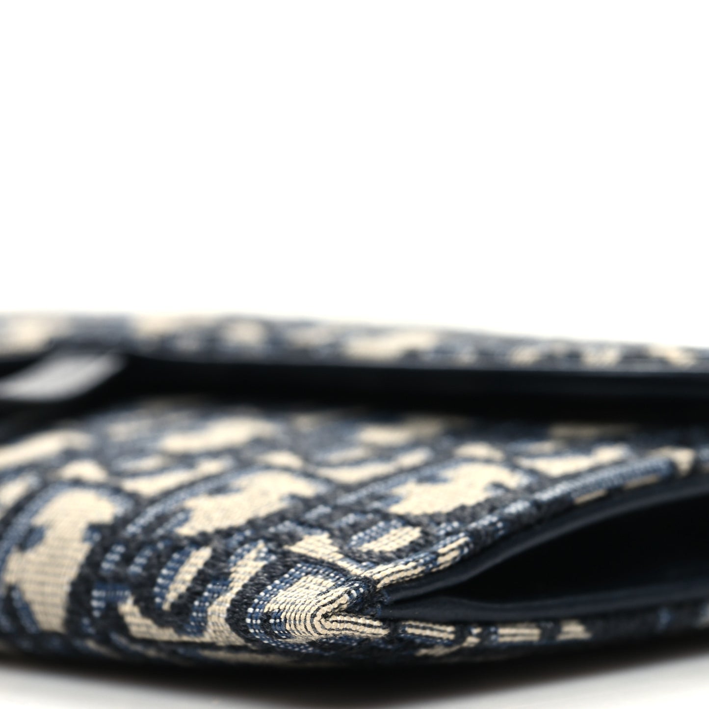 Oblique Saddle Chain Long Wallet Blue