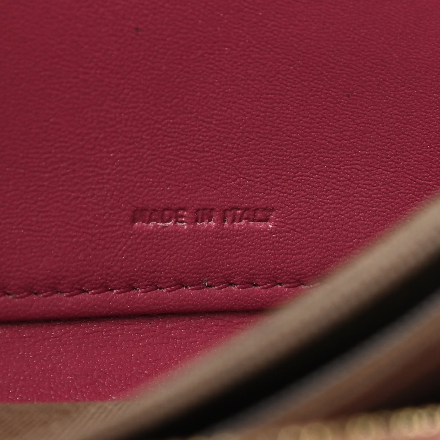 Vitello Birkin Logo Zip Around Wallet Rosa