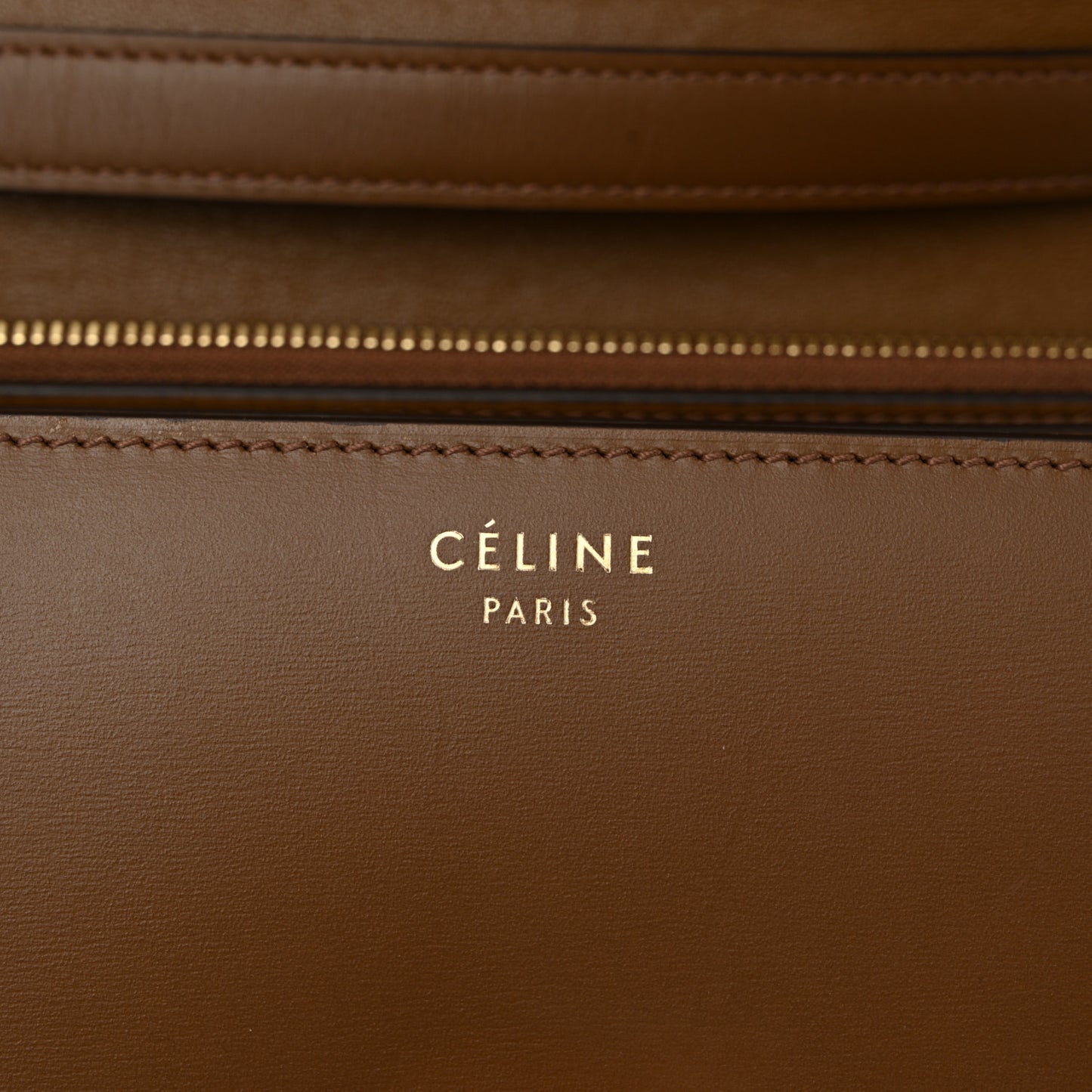 Box Calfskin Medium Classic Box Flap Bag Camel