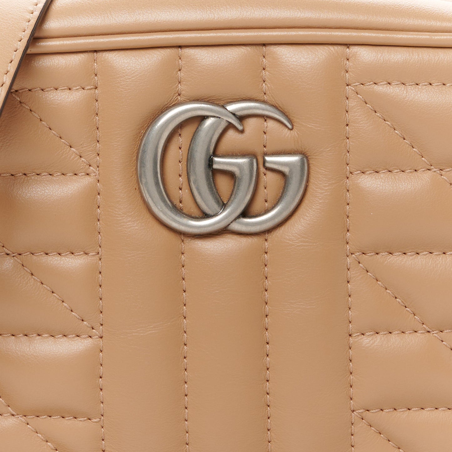 Calfskin Matelasse Aria Mini GG Marmont Chain Shoulder Bag Camelia