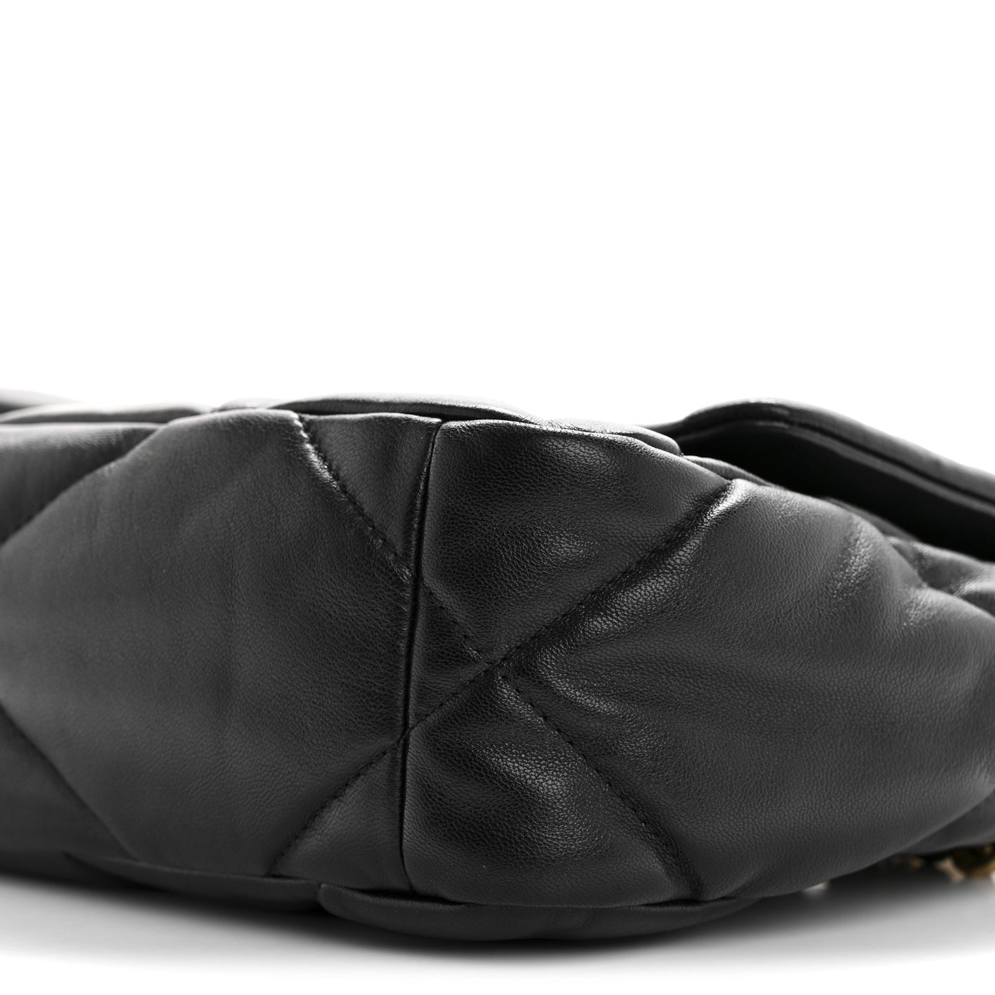 Lambskin Quilted Medium Chanel 19 Flap Black