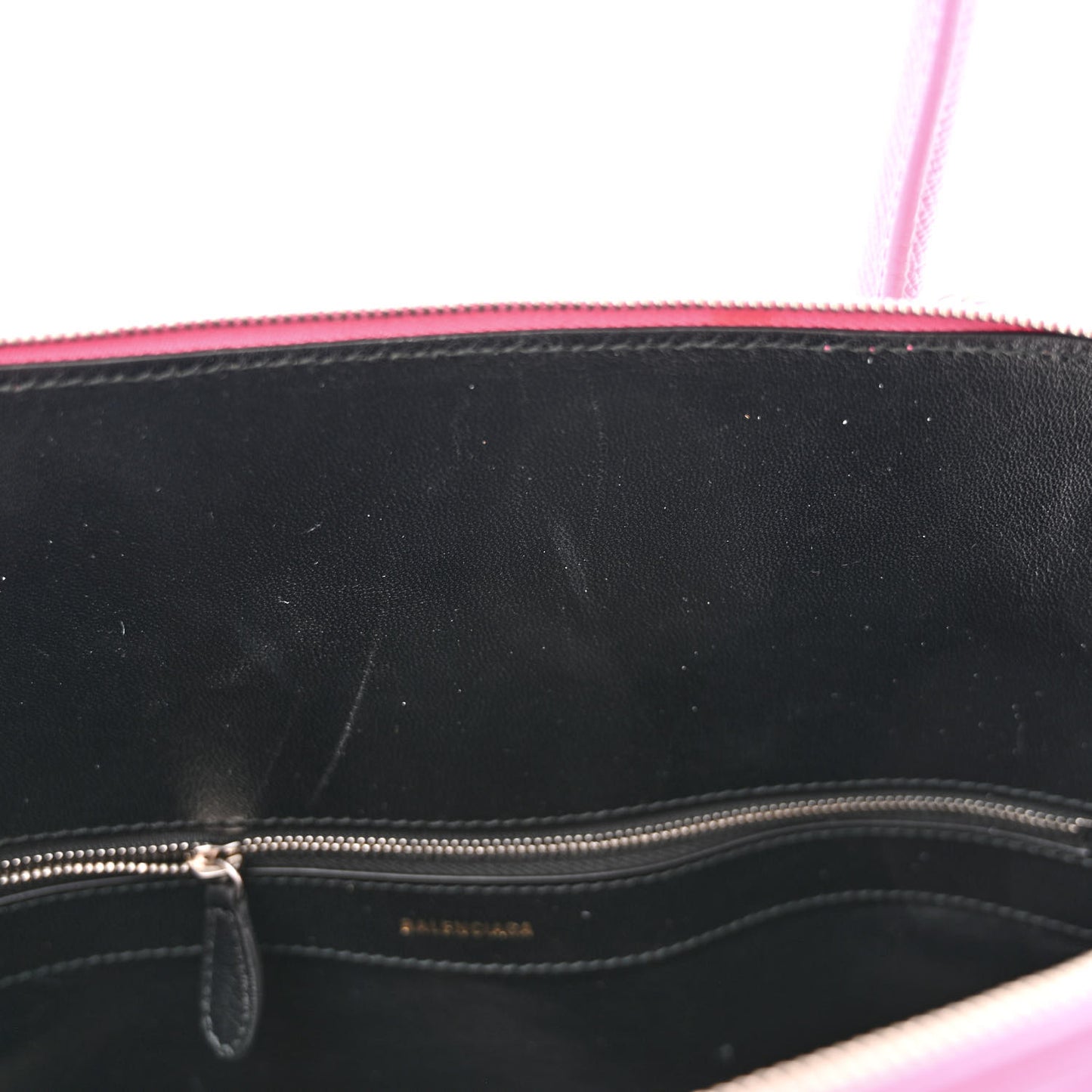 Signature Grained Calfskin Logo M Ville Top Handle Bag Rose Bubblegum Black