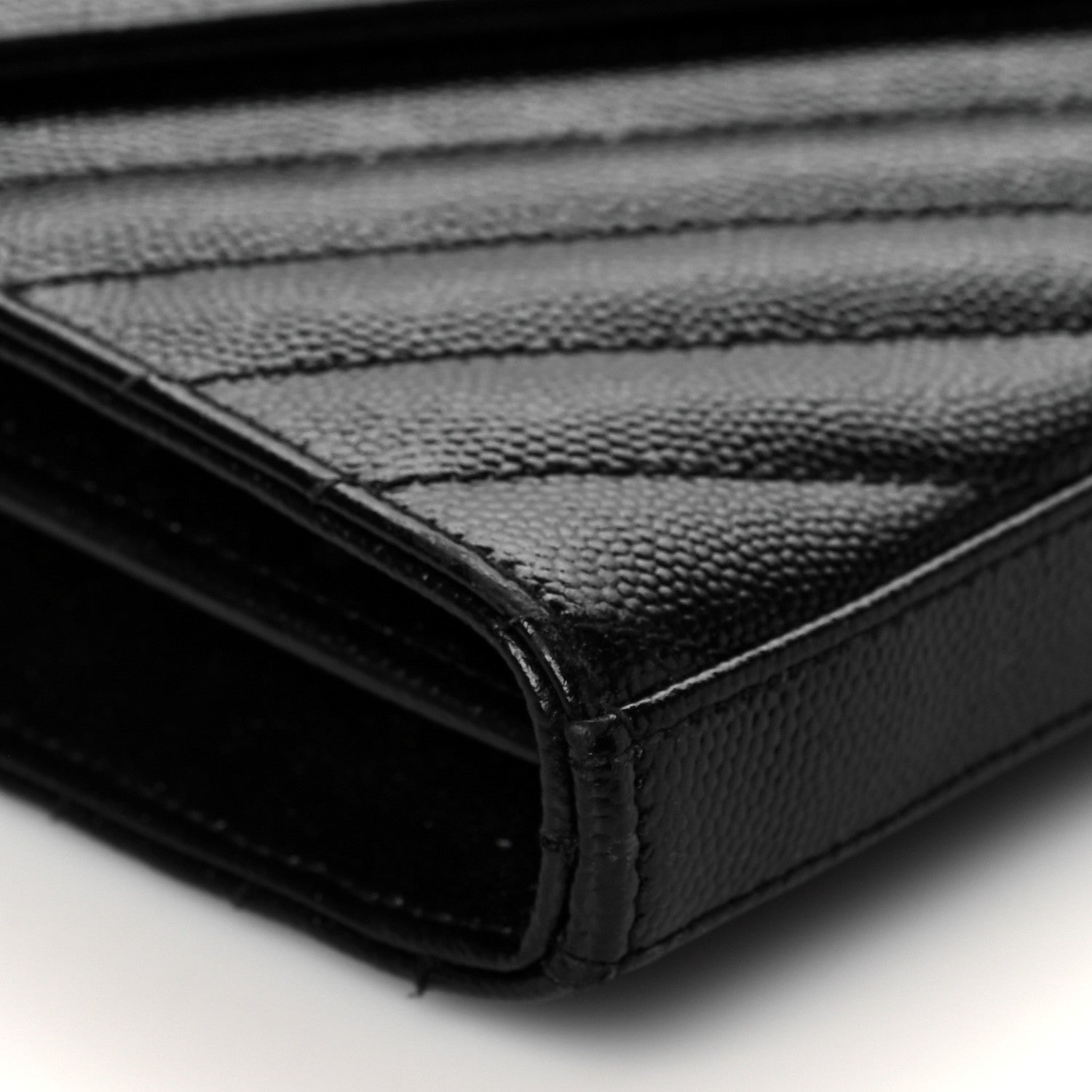 Saint Laurent Grain De Poudre Matelasse Chevron Monogram Chain Wallet Black 8 of 9