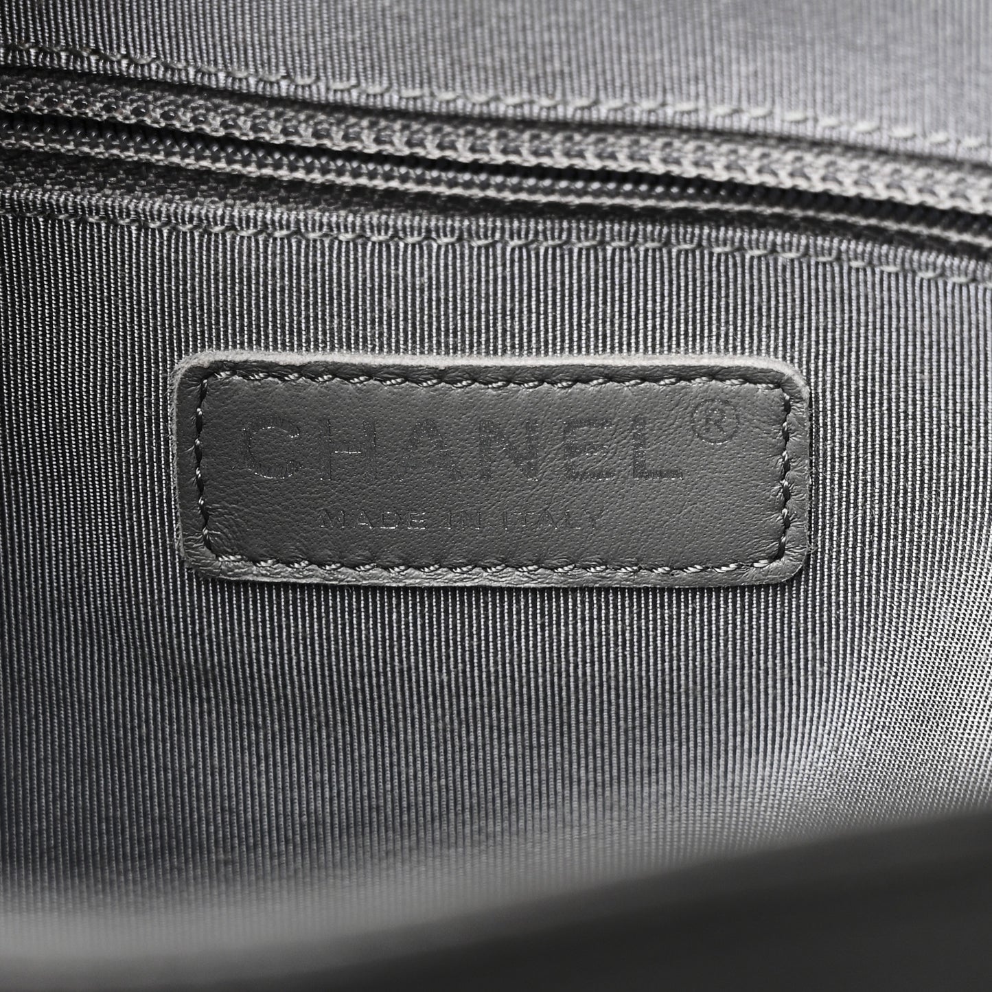 Washed Lambskin Quilted Large Chain Around Messenger Black