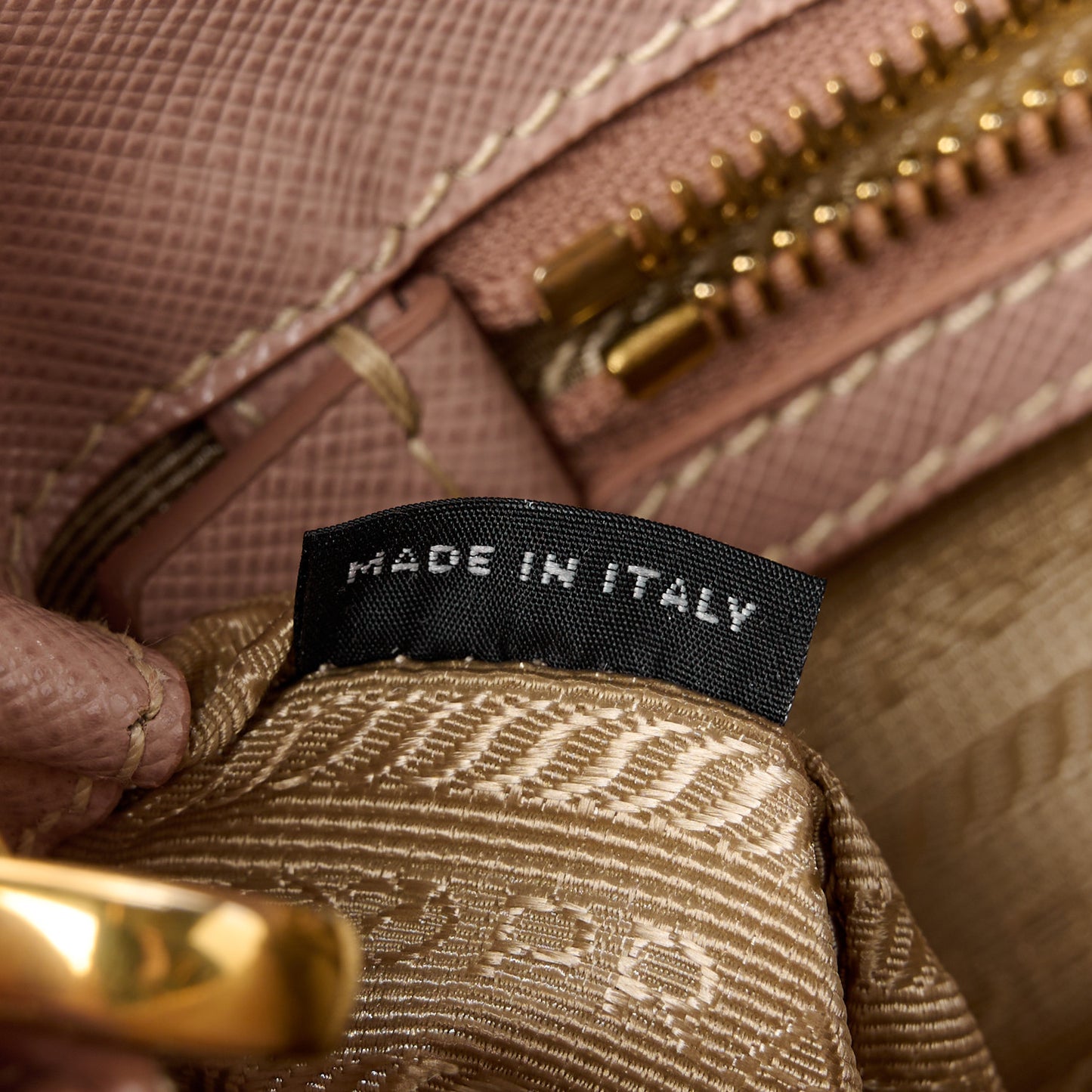 Saffiano Small Galleria Double Zip Tote Cammeo
