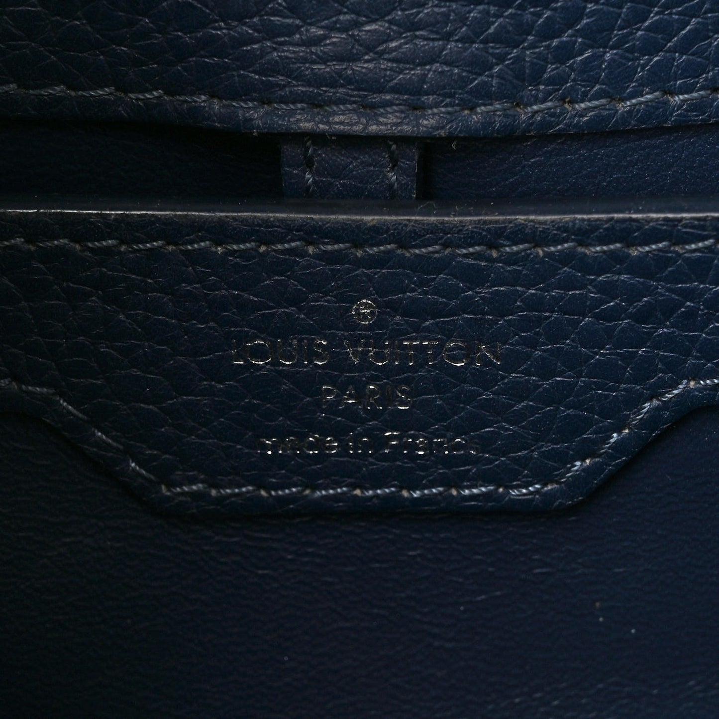Taurillon Chevron Capucines PM Navy