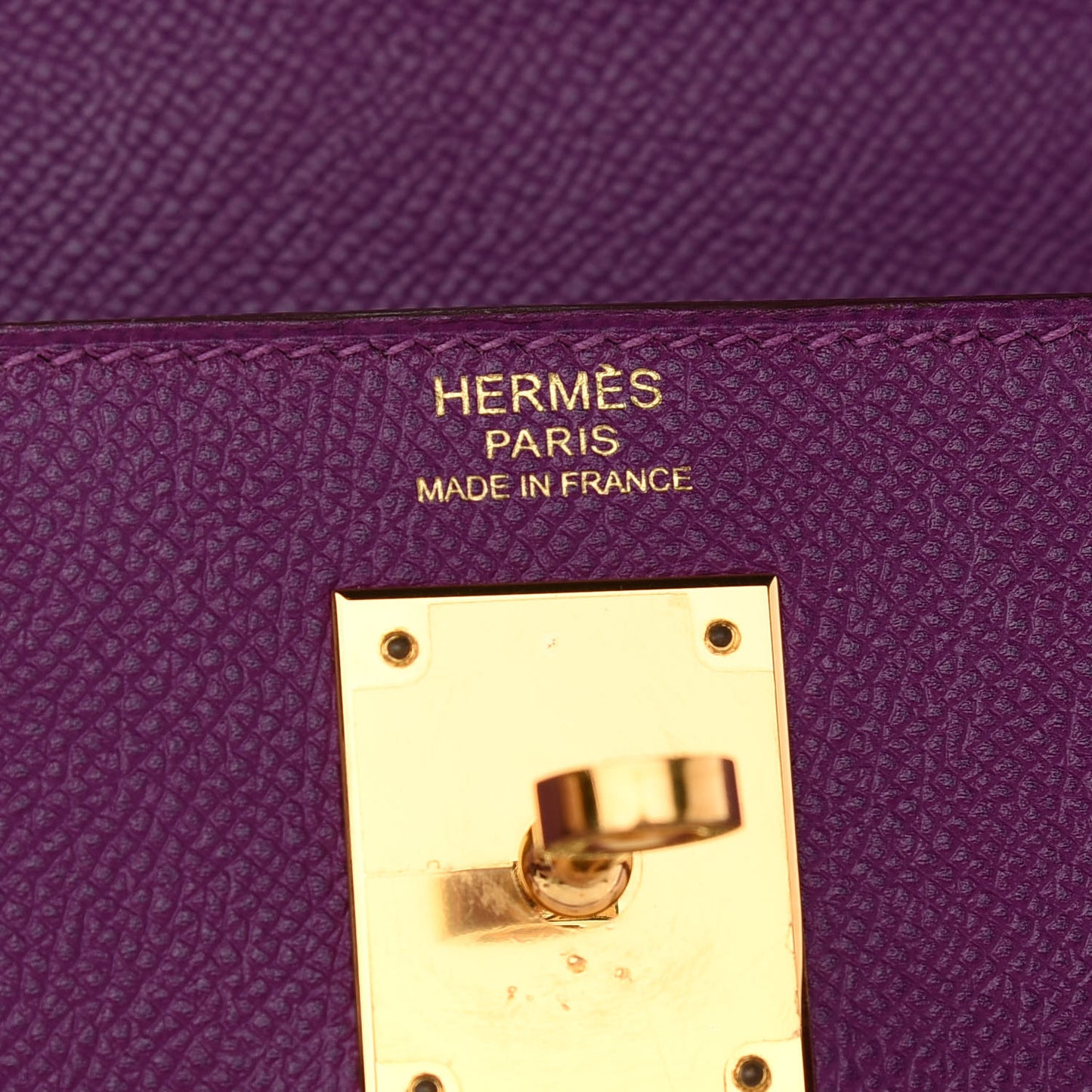 Epsom Kelly Sellier 32 Anemone