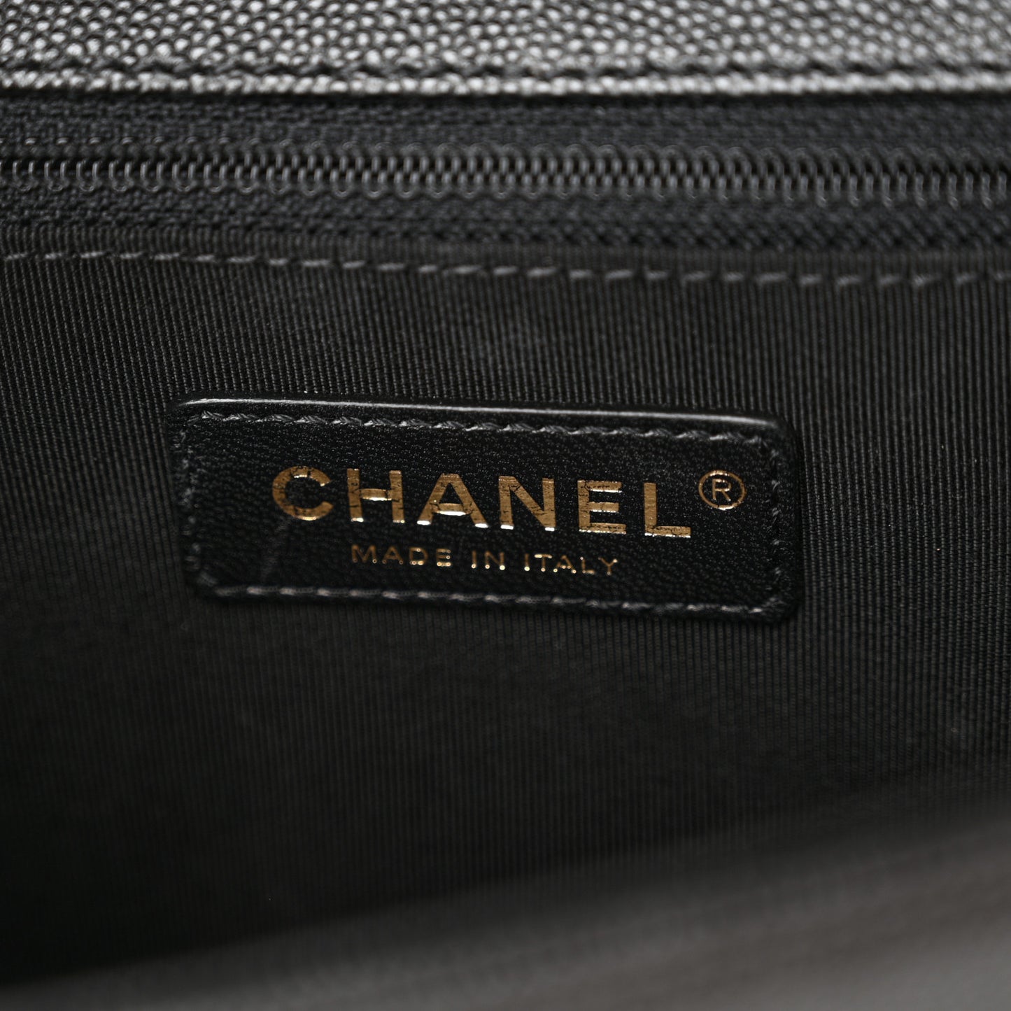 Caviar Quilted New Medium Boy Flap Black