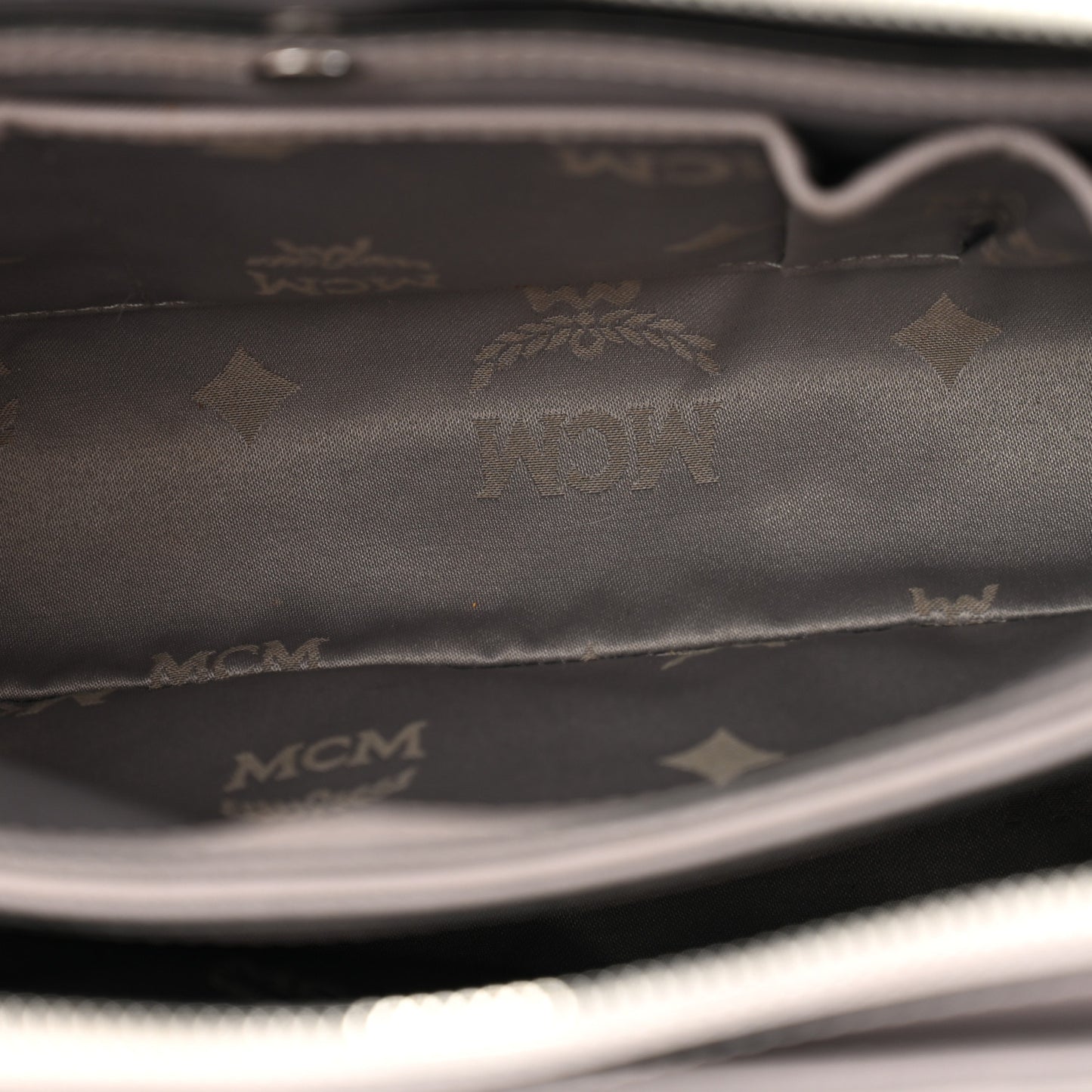 Saffiano Medium Nuovo Tote Gull Gray