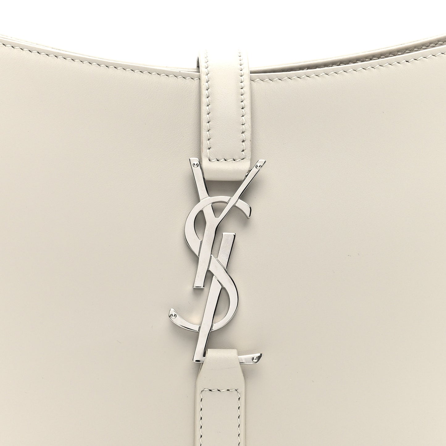 Smooth Calfskin Le 5 A 7 Hobo Crema Soft