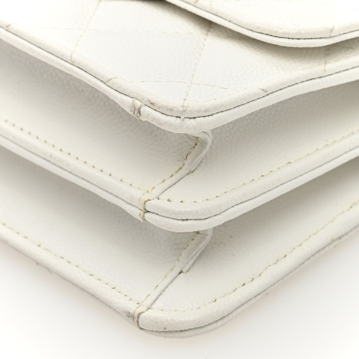 Caviar Quilted Pick Me Up Clutch With Chain White