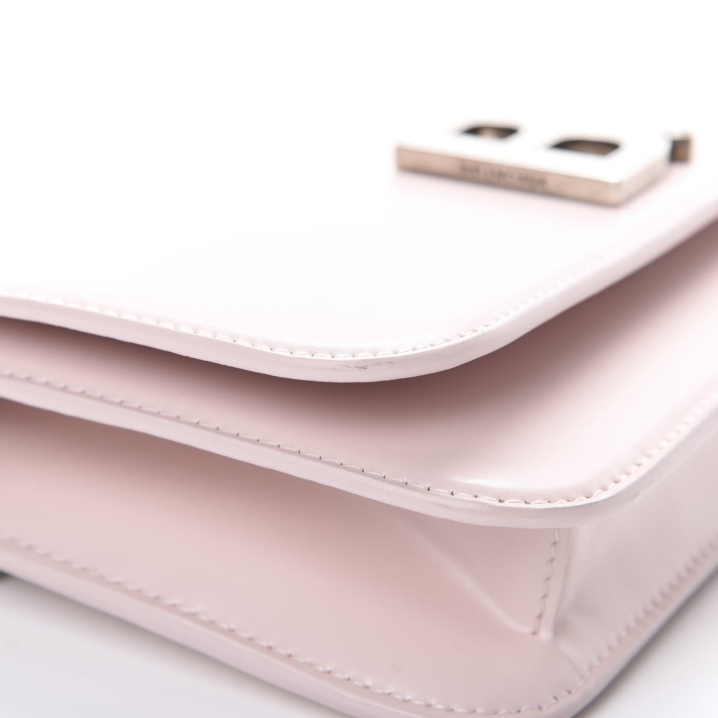 Smooth Calfskin B Wallet on Chain Light Rose