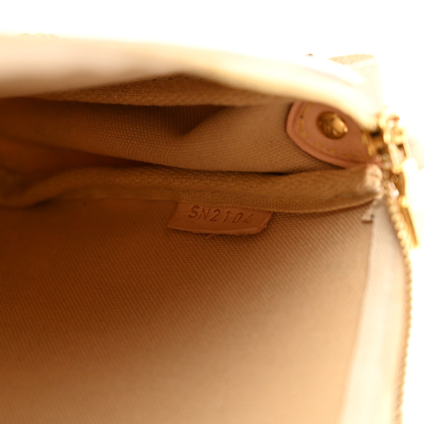 Damier Azur Eva Clutch