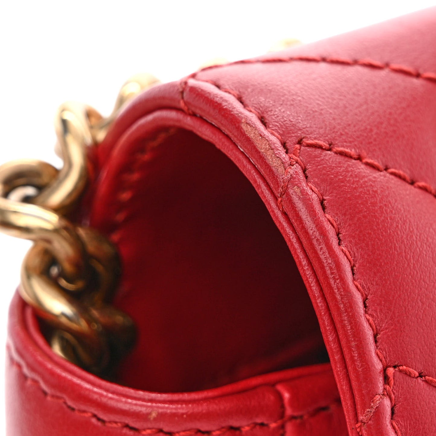 Calfskin Matelasse Small GG Marmont Shoulder Bag Hibiscus Red