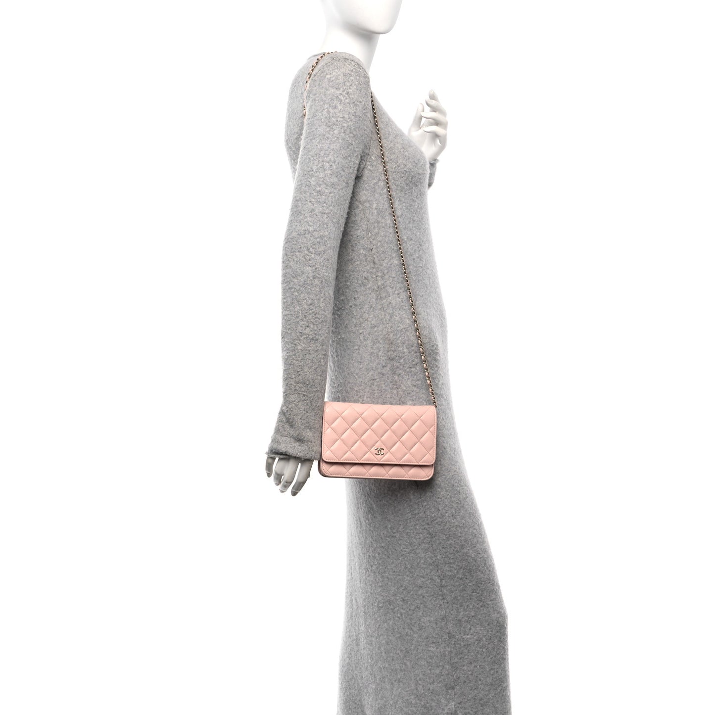 Caviar Quilted Wallet on Chain WOC Light Pink