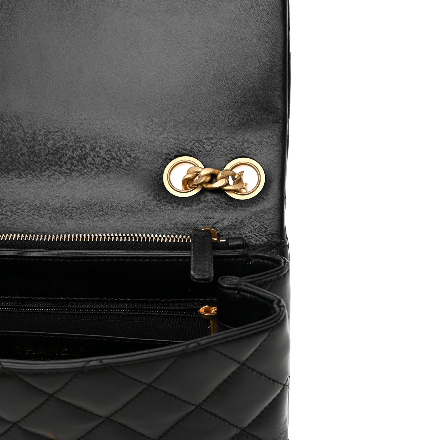 Lambskin Quilted Medium Pillow Crush Flap Black