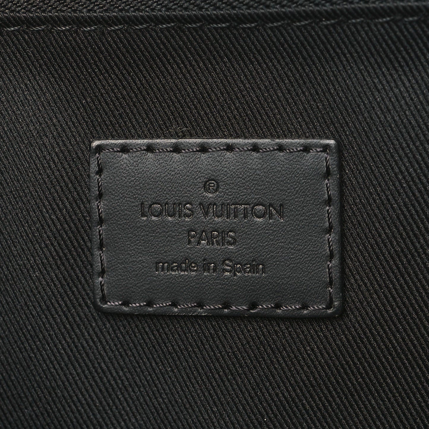 Damier Infini Messenger PM Onyx