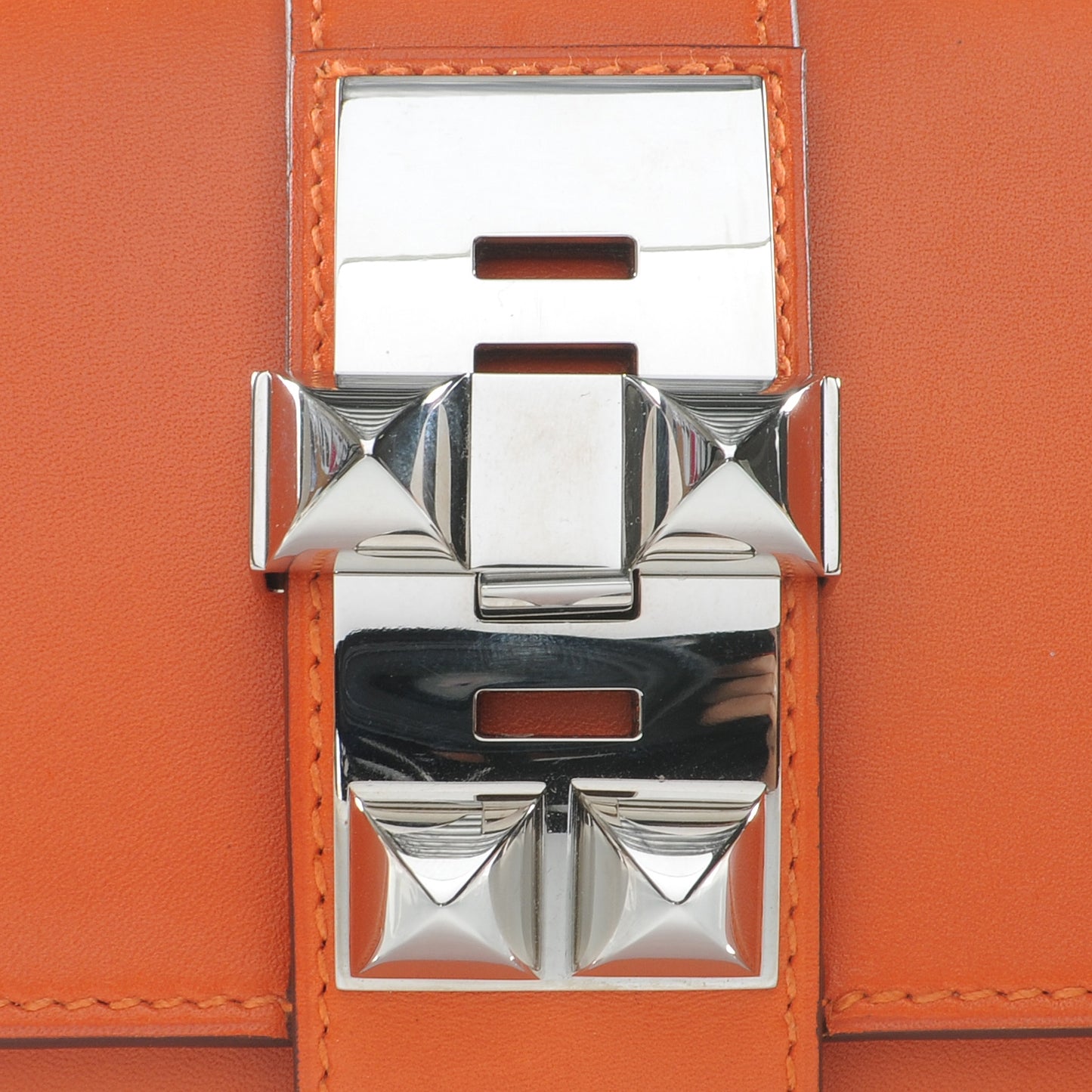 Box Medor 23 Clutch Orange