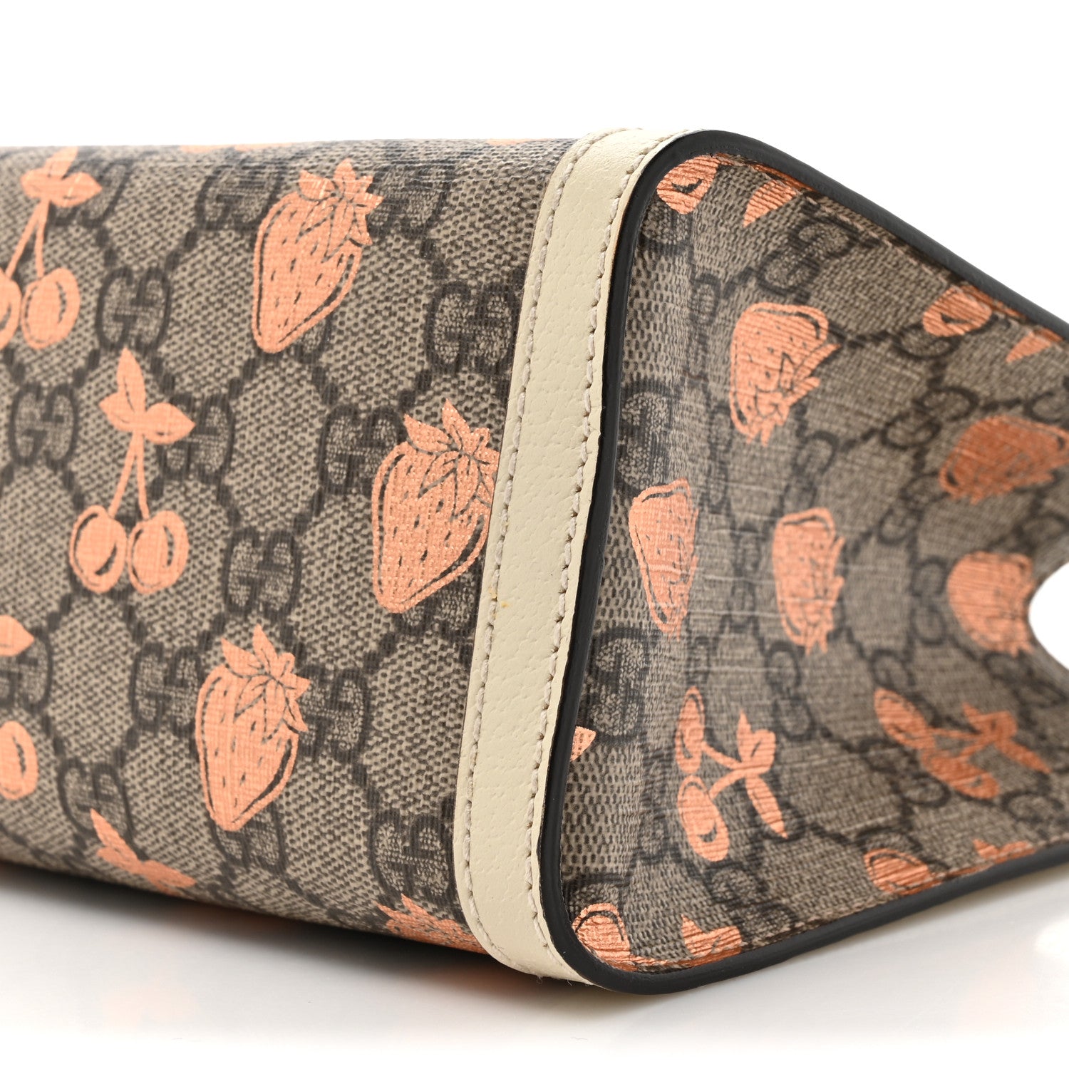 Gucci GG Supreme Monogram Berry Textured Dollar Calfskin Small Padlock Tote Beige Ebony Light Copper Mystic White 9 of 10