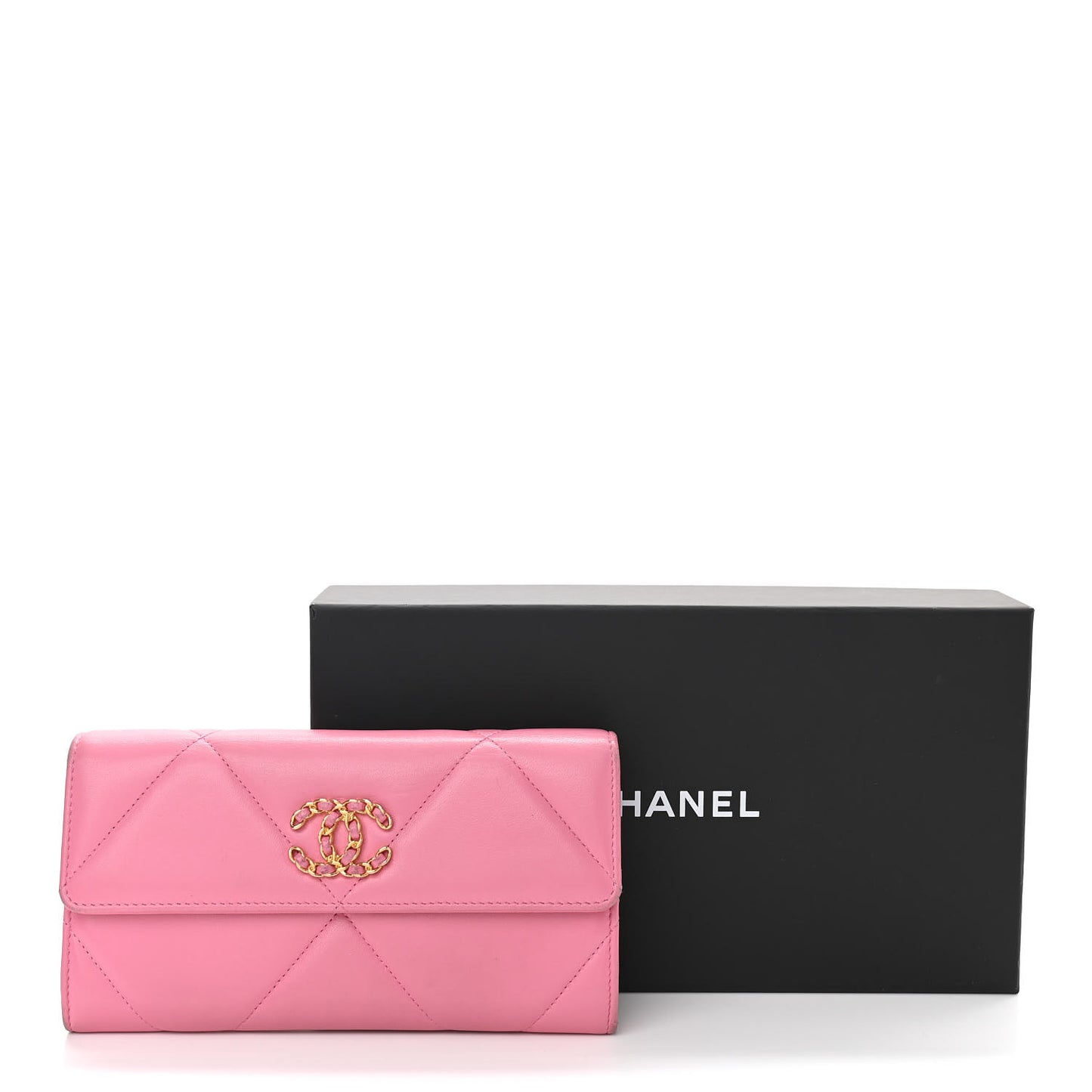 Lambskin Quilted Chanel 19 Flap Wallet Pink