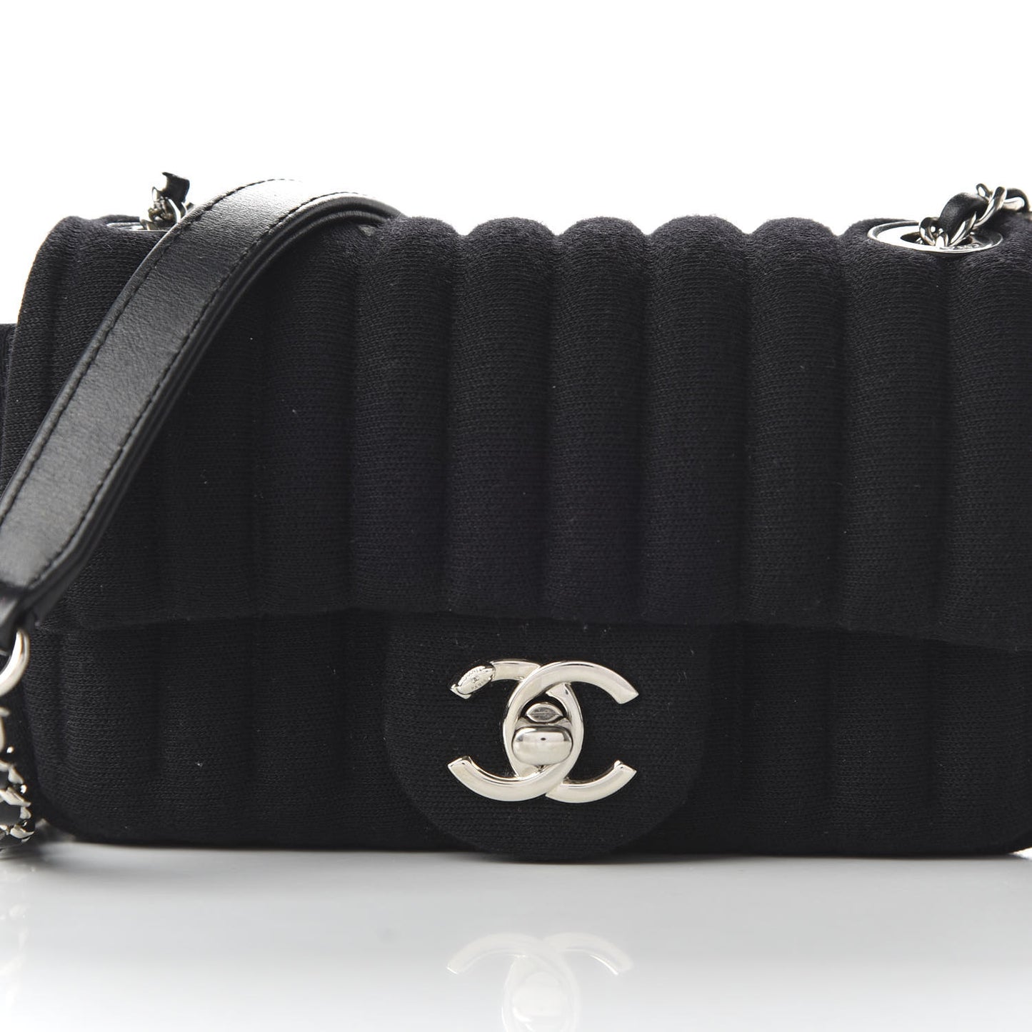 Jersey Vertical Quilted Mini Flap Black