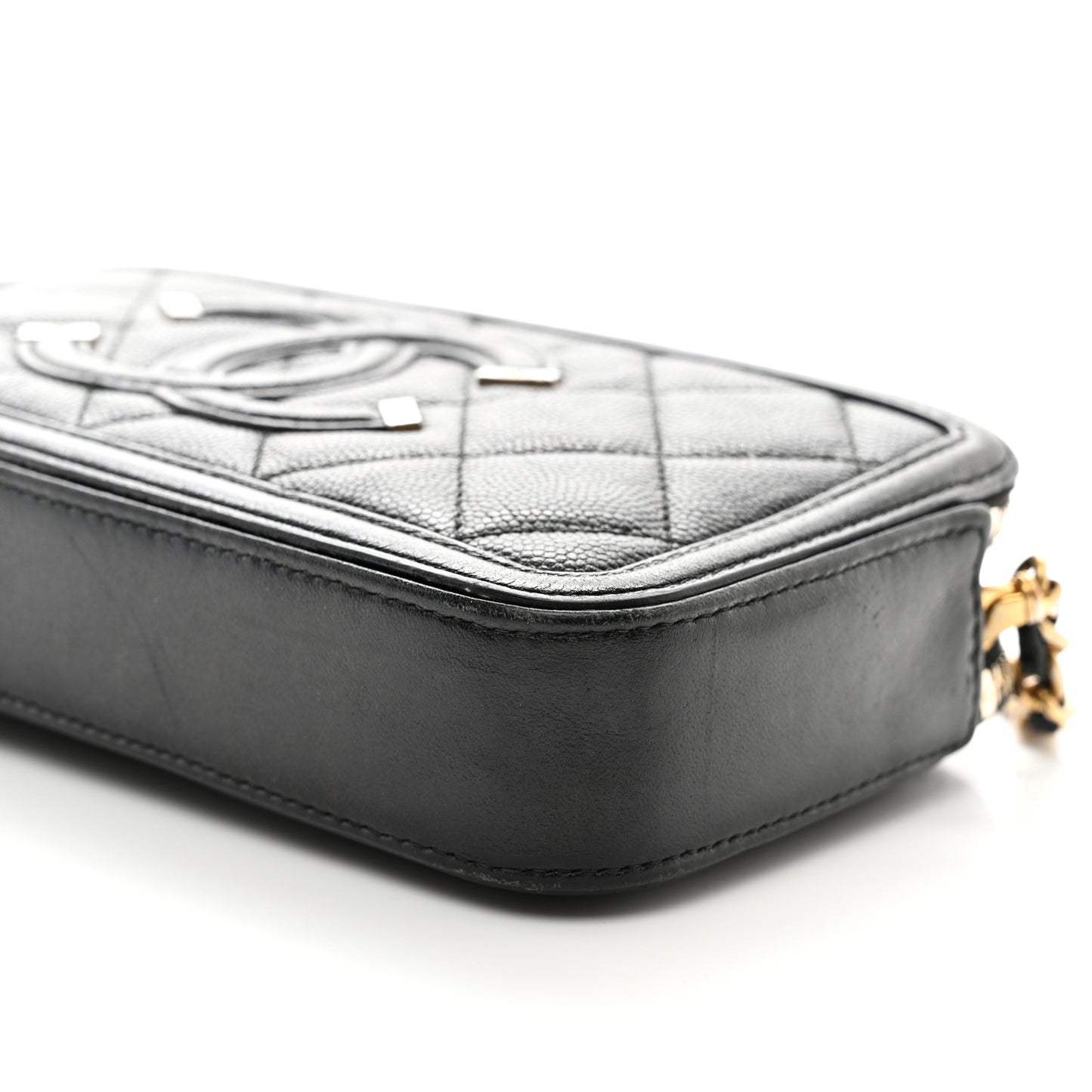Caviar Quilted CC Filigree Clutch With Chain Black